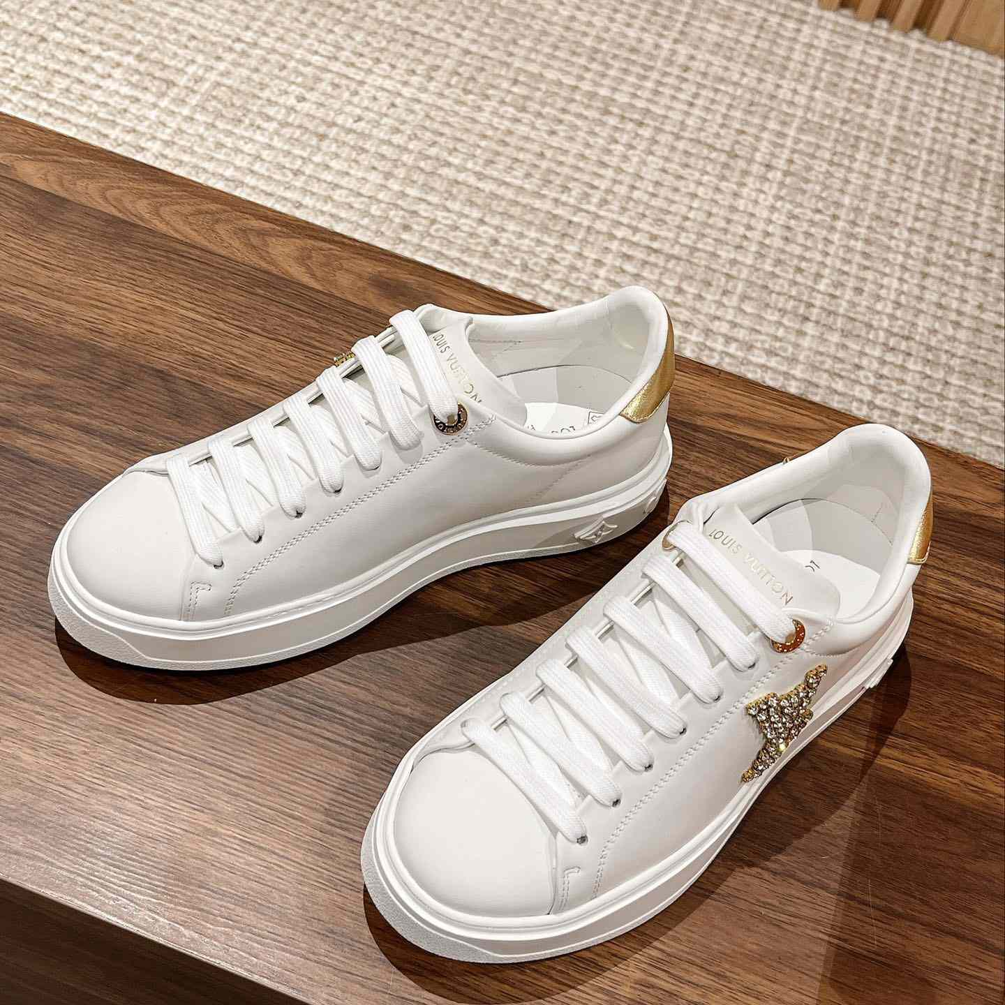 Louis Vuitton Time Out Sneaker (in britischer Größe) - EUR FASHION
