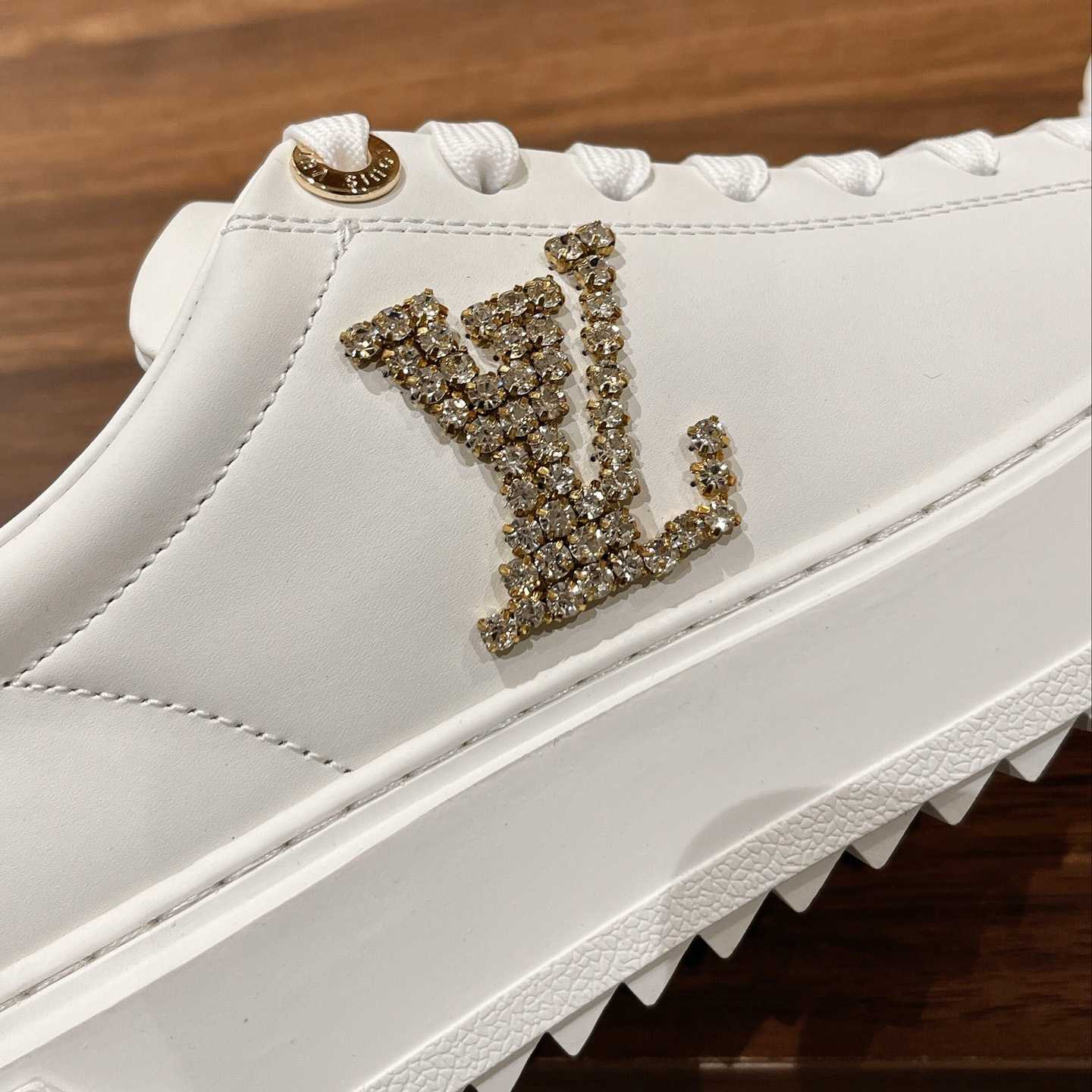 Louis Vuitton Time Out Sneaker (in britischer Größe) - EUR FASHION