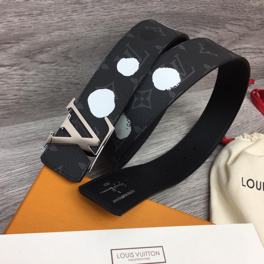 Louis Vuitton LV X YK LV Initiales 40 mm Wendegürtel - EUR FASHION