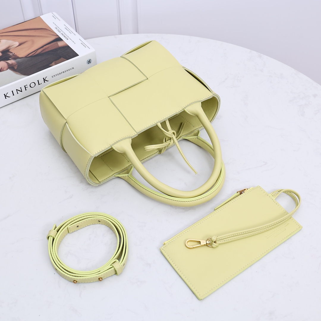 Bottega Veneta Mini Arco Tragetasche - EUR FASHION