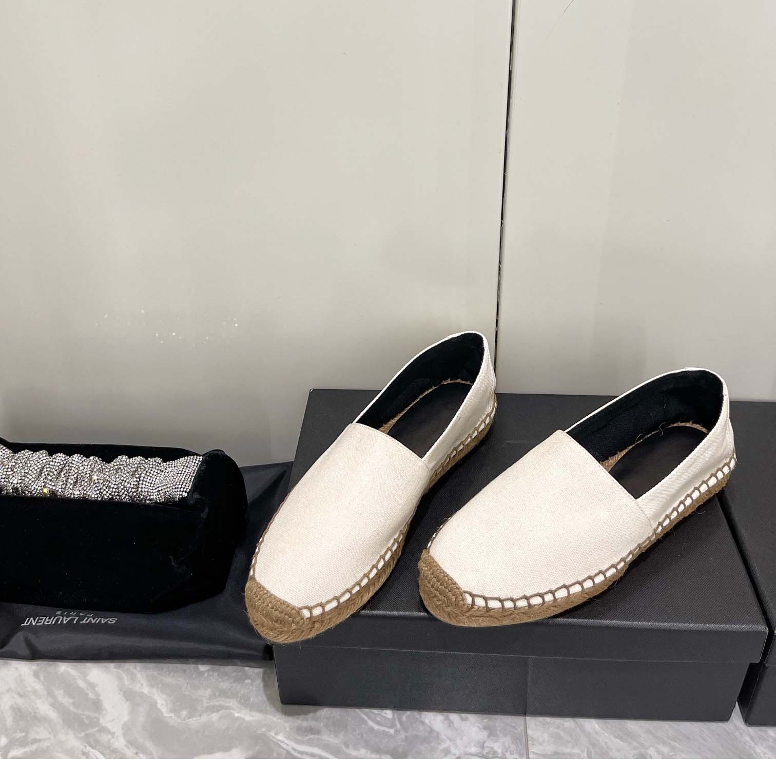 Saint Laurent Cassandre bestickte Espadrilles aus Canvas - EUR FASHION