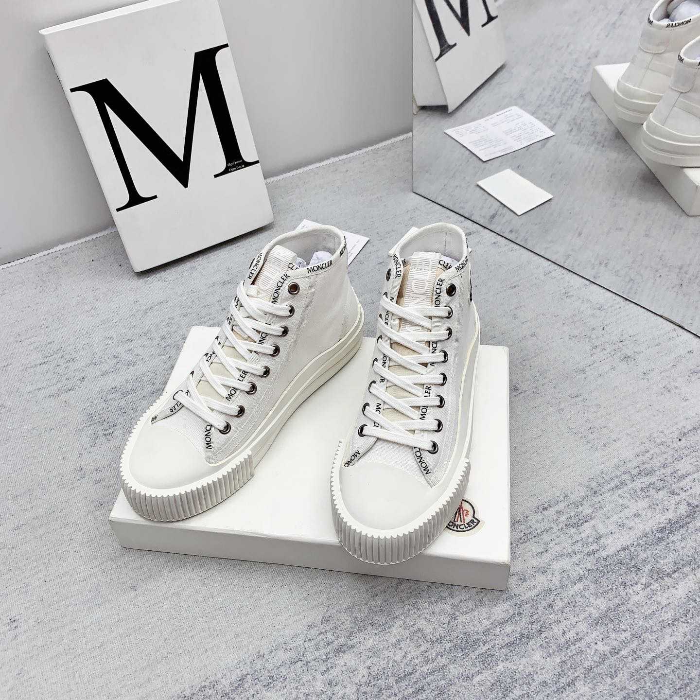 Weiße Lissex-Turnschuhe von Moncler - EUR FASHION