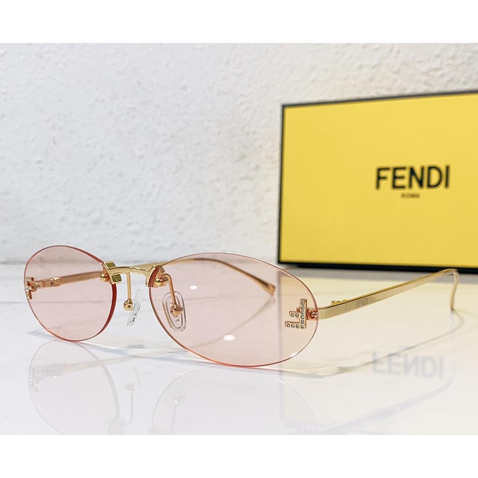 Fendi erste Modenschau-Sonnenbrille - EUR FASHION