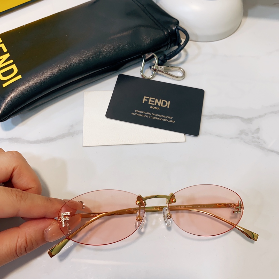 Fendi erste Modenschau-Sonnenbrille - EUR FASHION