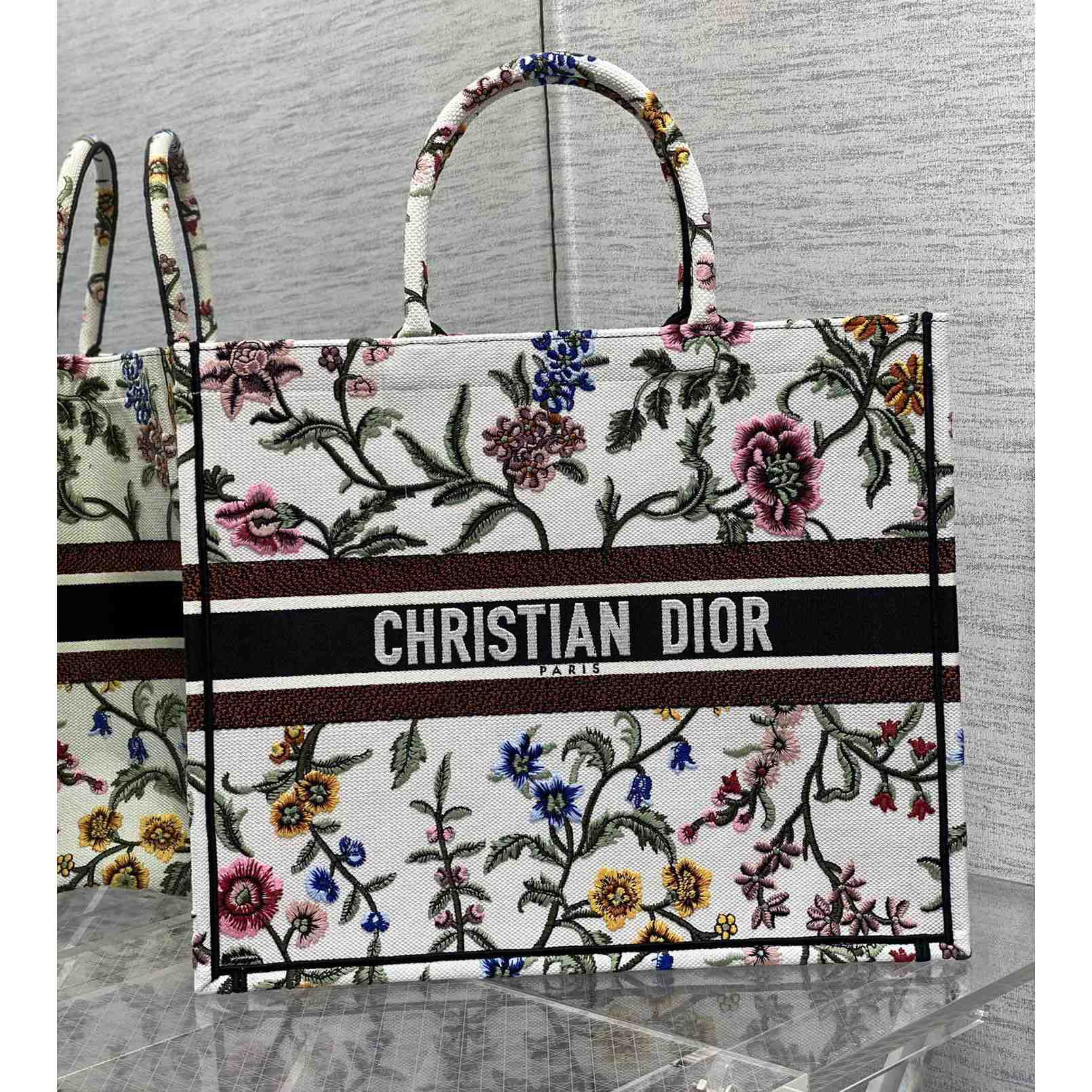 Große Dior-Buchtasche von Dior - EUR FASHION