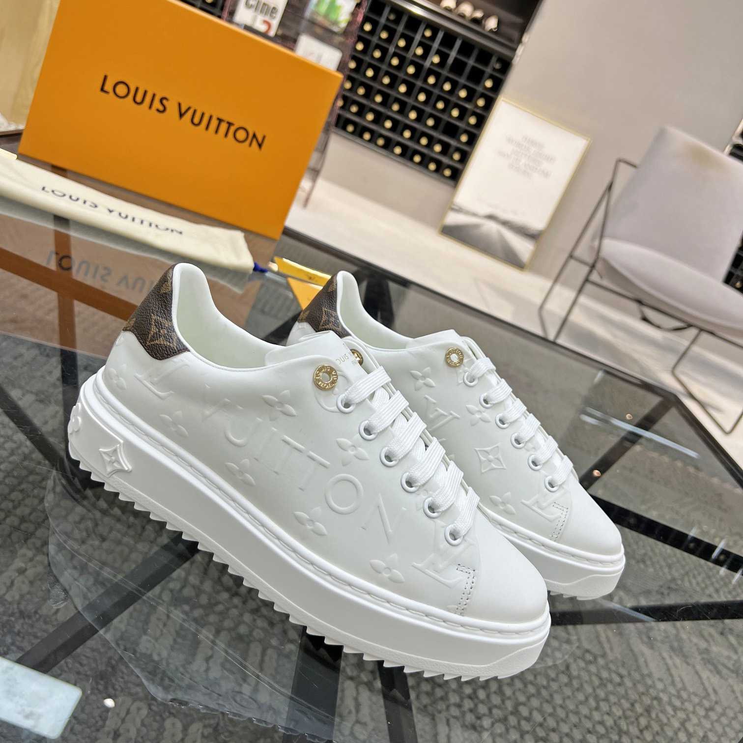 Louis Vuitton Time Out Sneaker (in britischer Größe) 1AAE5M - EUR FASHION