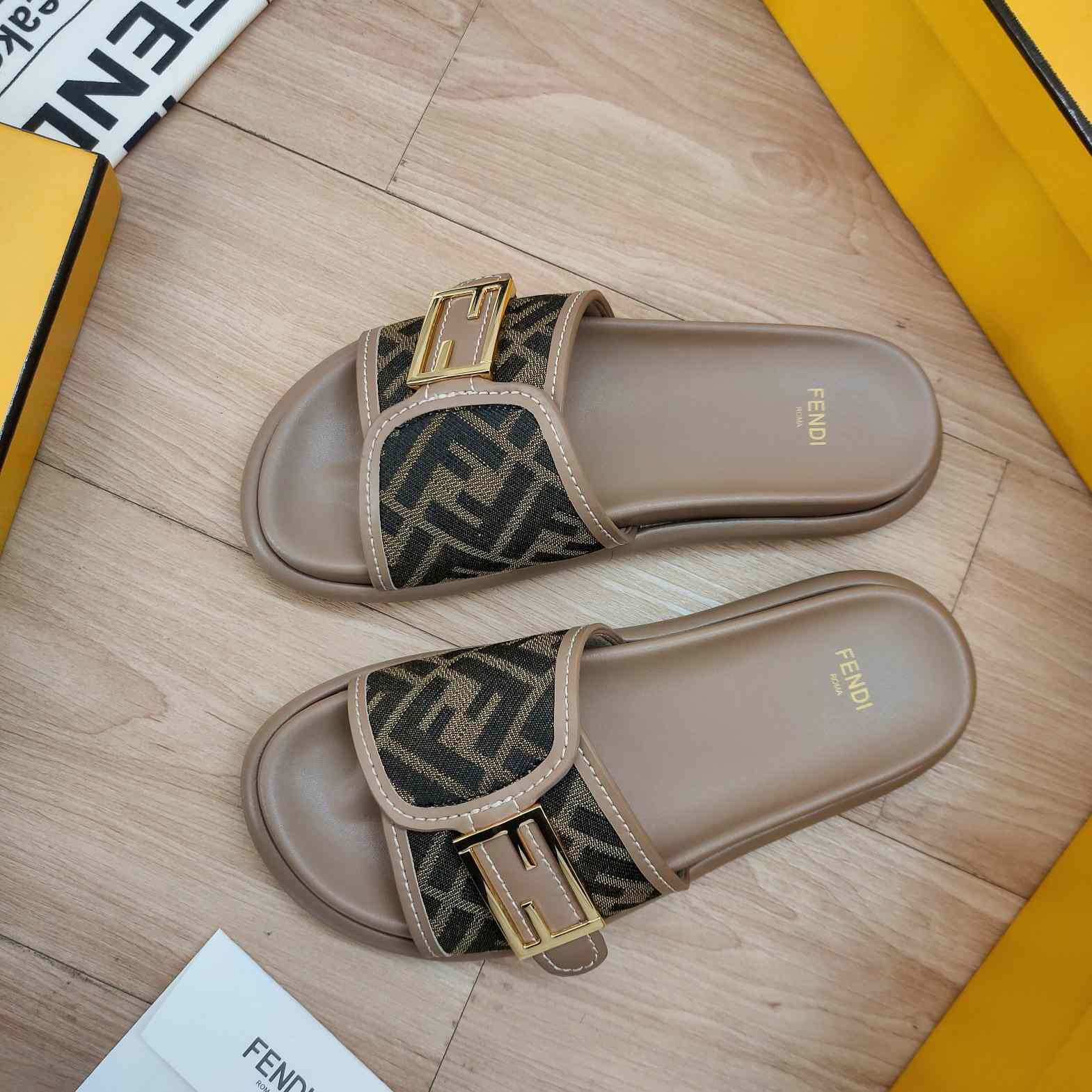 Fendi Feel Stoff-Slides - EUR FASHION