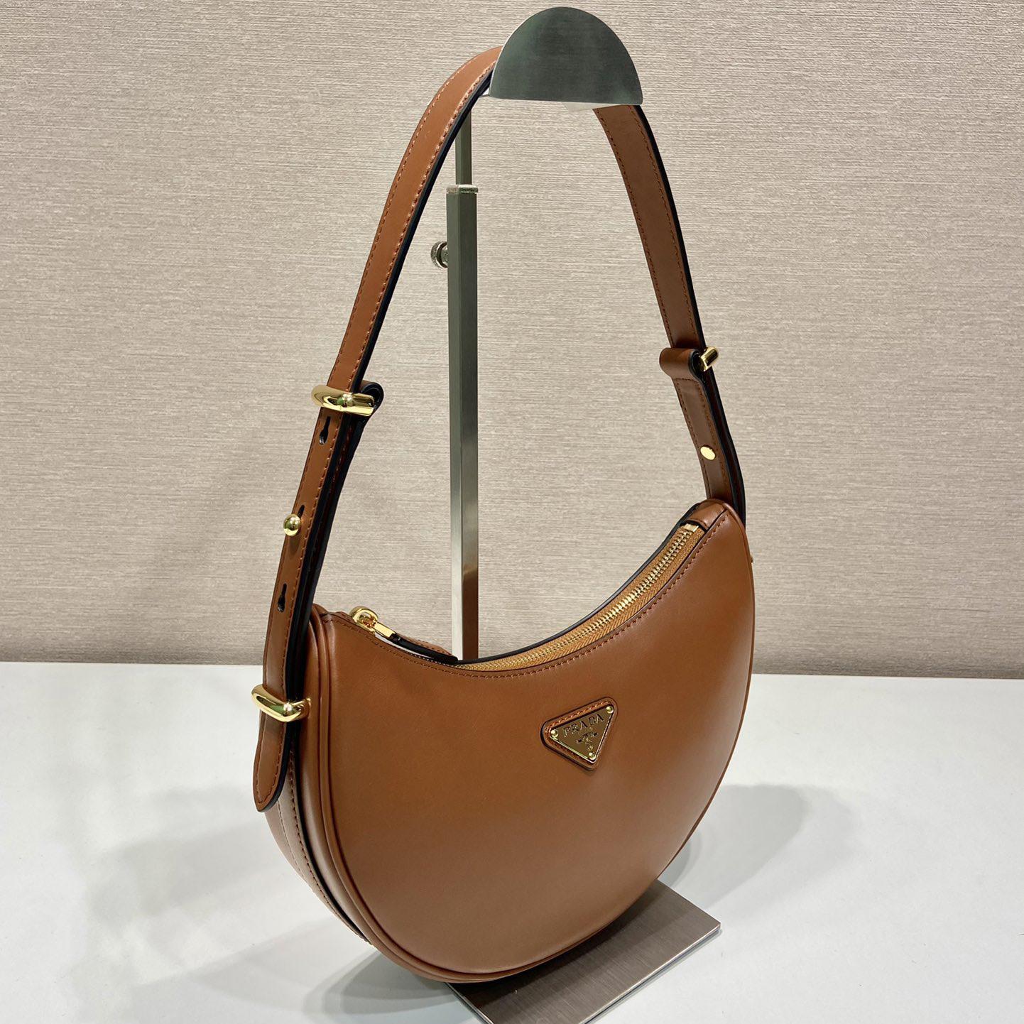 Umhängetasche aus Prada-Leder - EUR FASHION