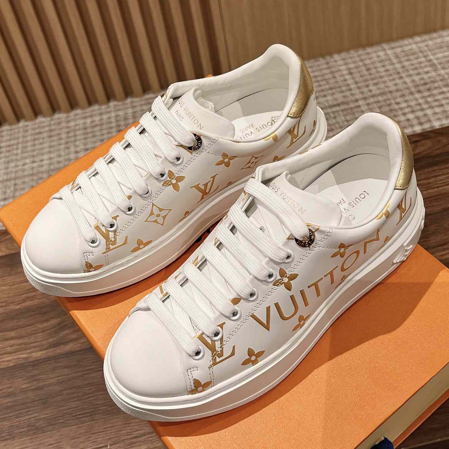 Louis Vuitton Time Out Sneaker (in britischer Größe) - EUR FASHION