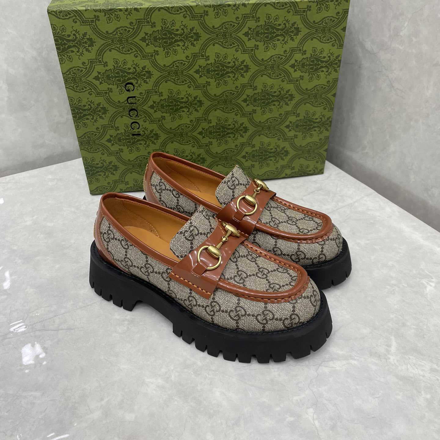 Gucci Damen-Loafer mit GG Lug-Sohle - EUR FASHION