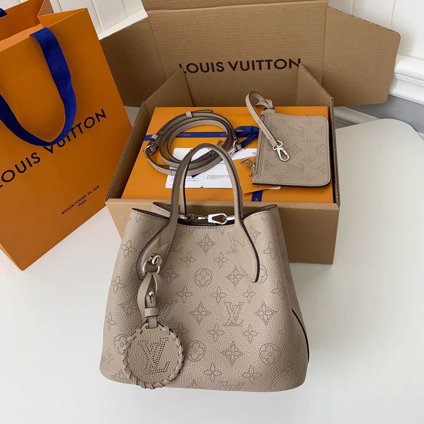Louis Vuitton Blossom PM M21849 - EUR FASHION