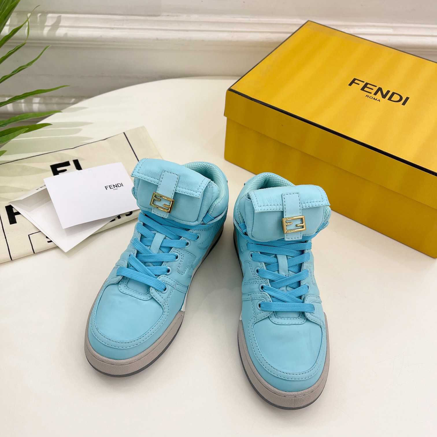 Fendi Match Türkiser High-Top-Sneaker aus Nylon - EUR FASHION