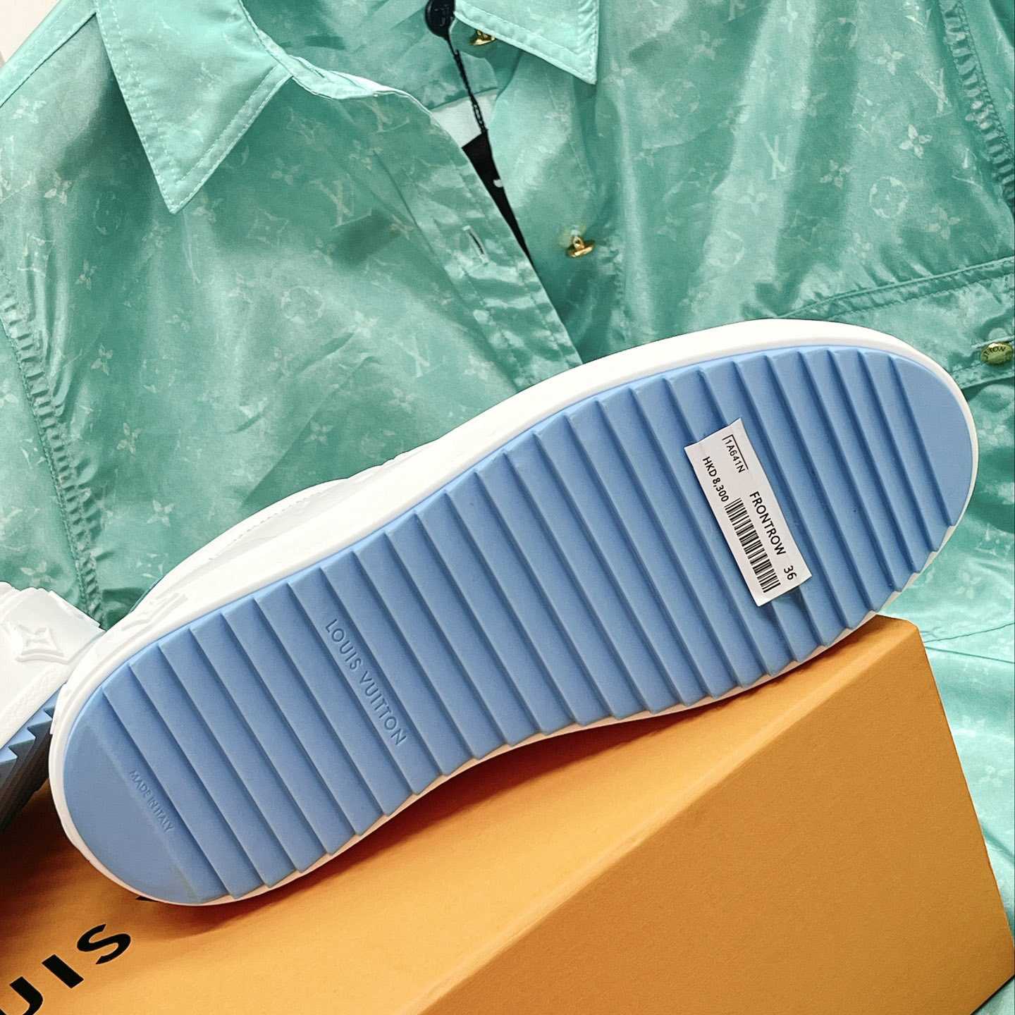 Louis Vuitton Time Out Sneaker (in britischer Größe) 1AADNV - EUR FASHION