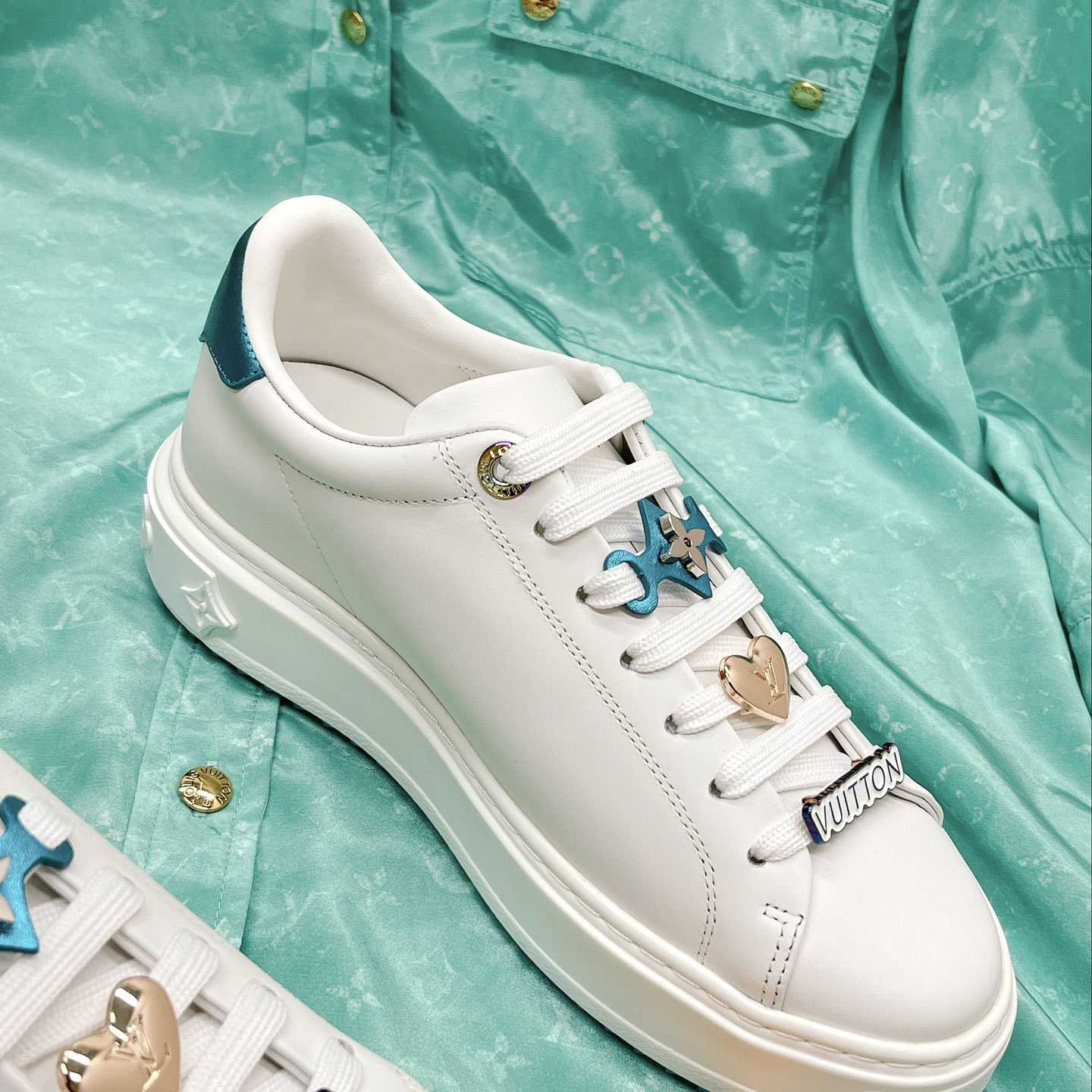 Louis Vuitton Time Out Sneaker (in britischer Größe) 1AADNV - EUR FASHION