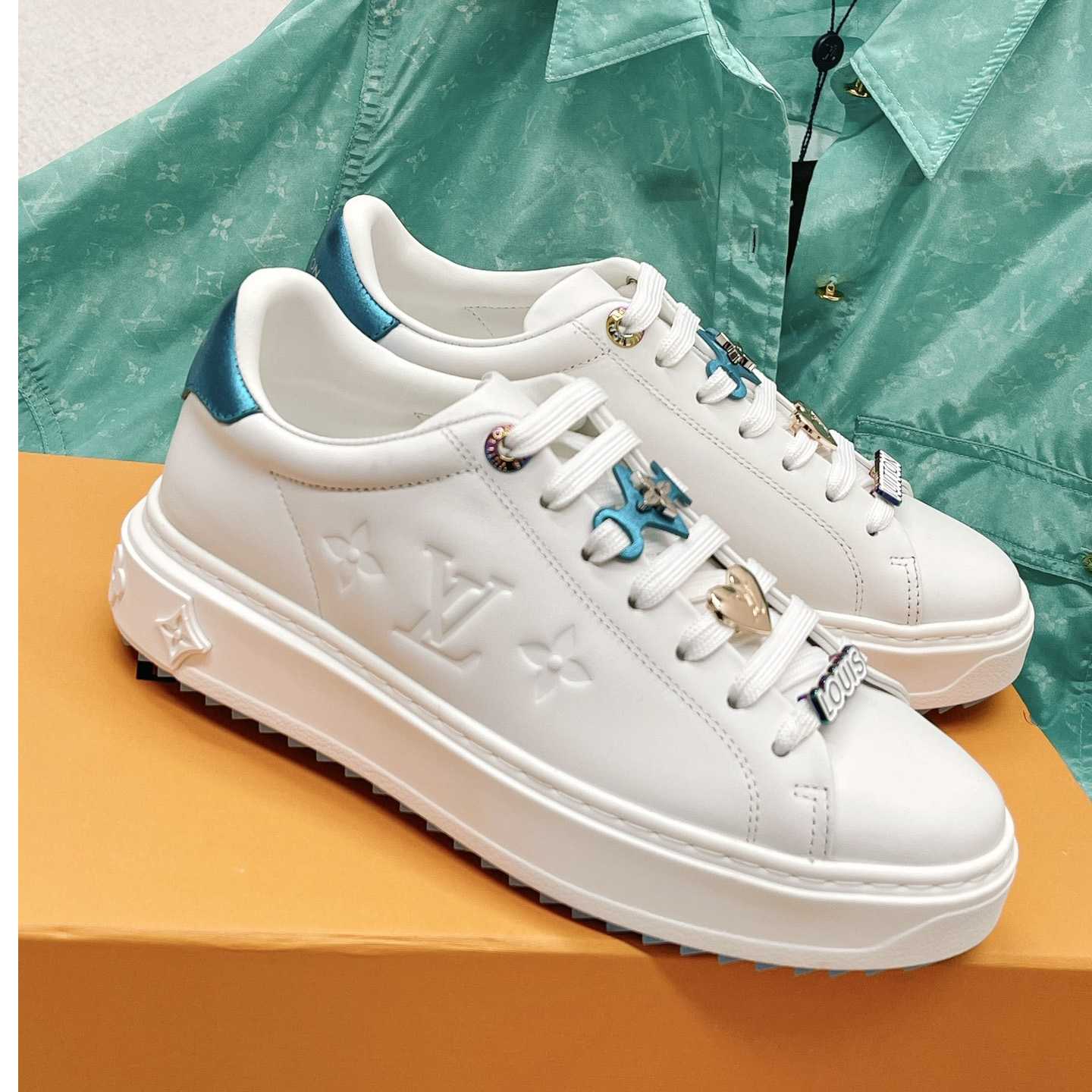 Louis Vuitton Time Out Sneaker (in britischer Größe) 1AADNV - EUR FASHION