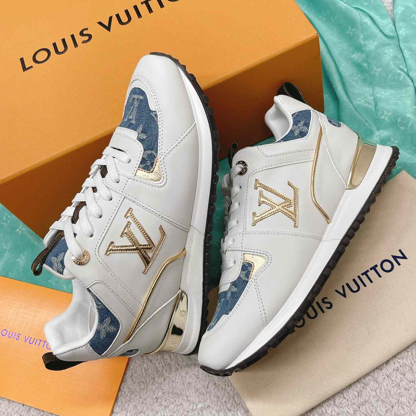 Louis Vuitton Run Away Sneaker (in britischer Größe) - EUR FASHION