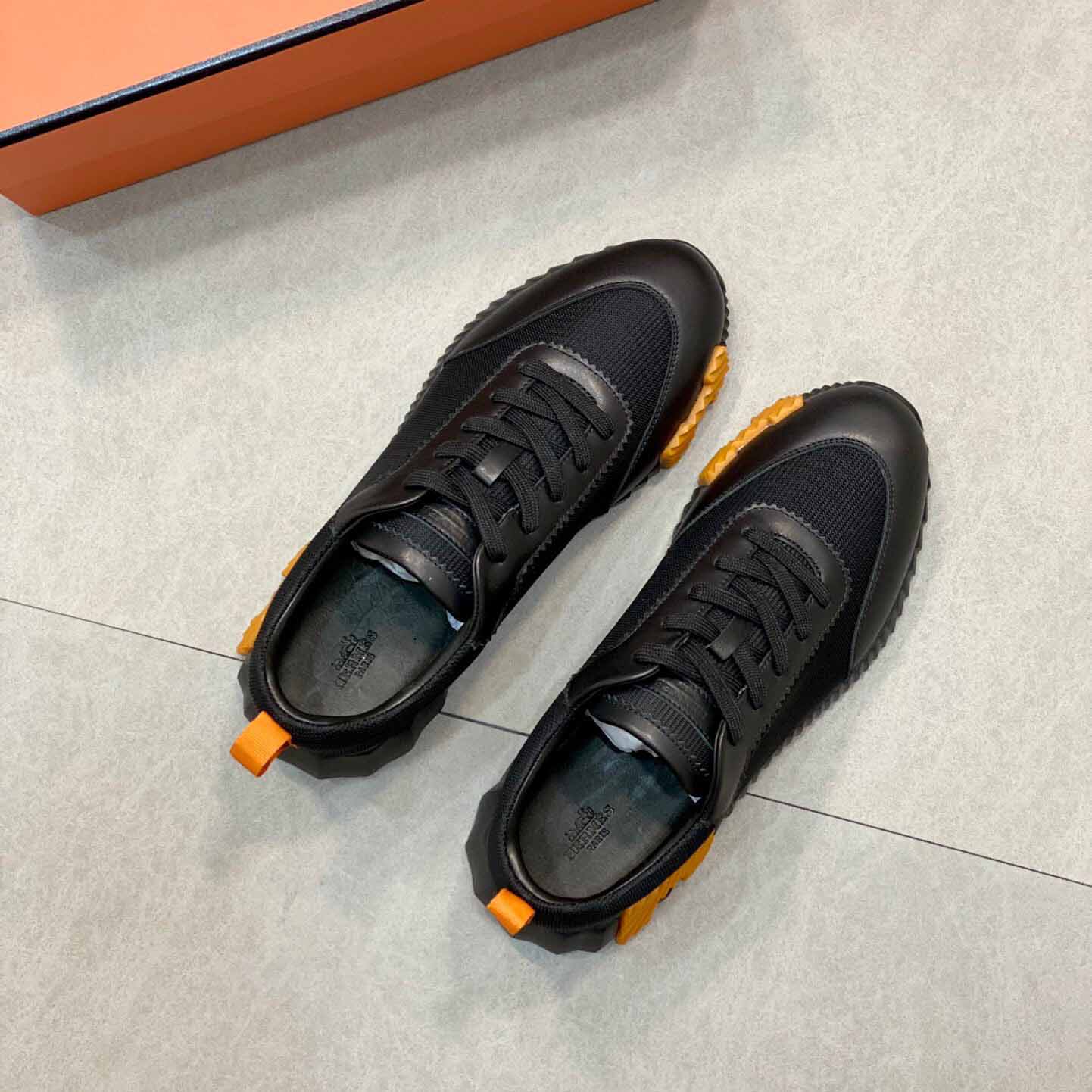 Hermes hüpfender Sneaker - EUR FASHION