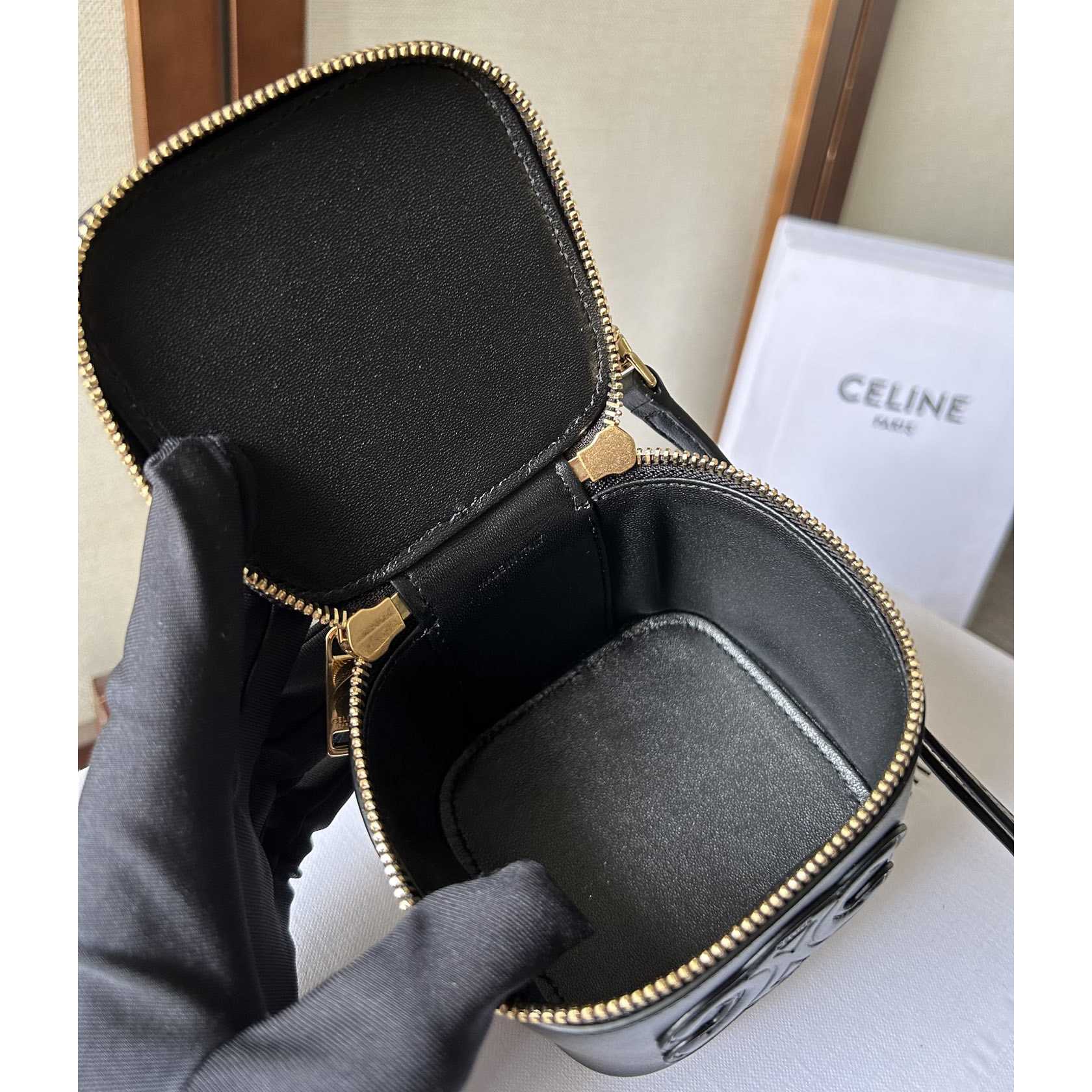 Celine Mini-Kosmetiketui aus glattem Kalbsleder - EUR FASHION