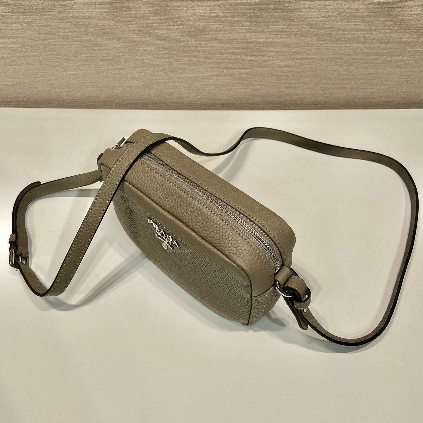 Kleine Prada-Ledertasche - EUR FASHION