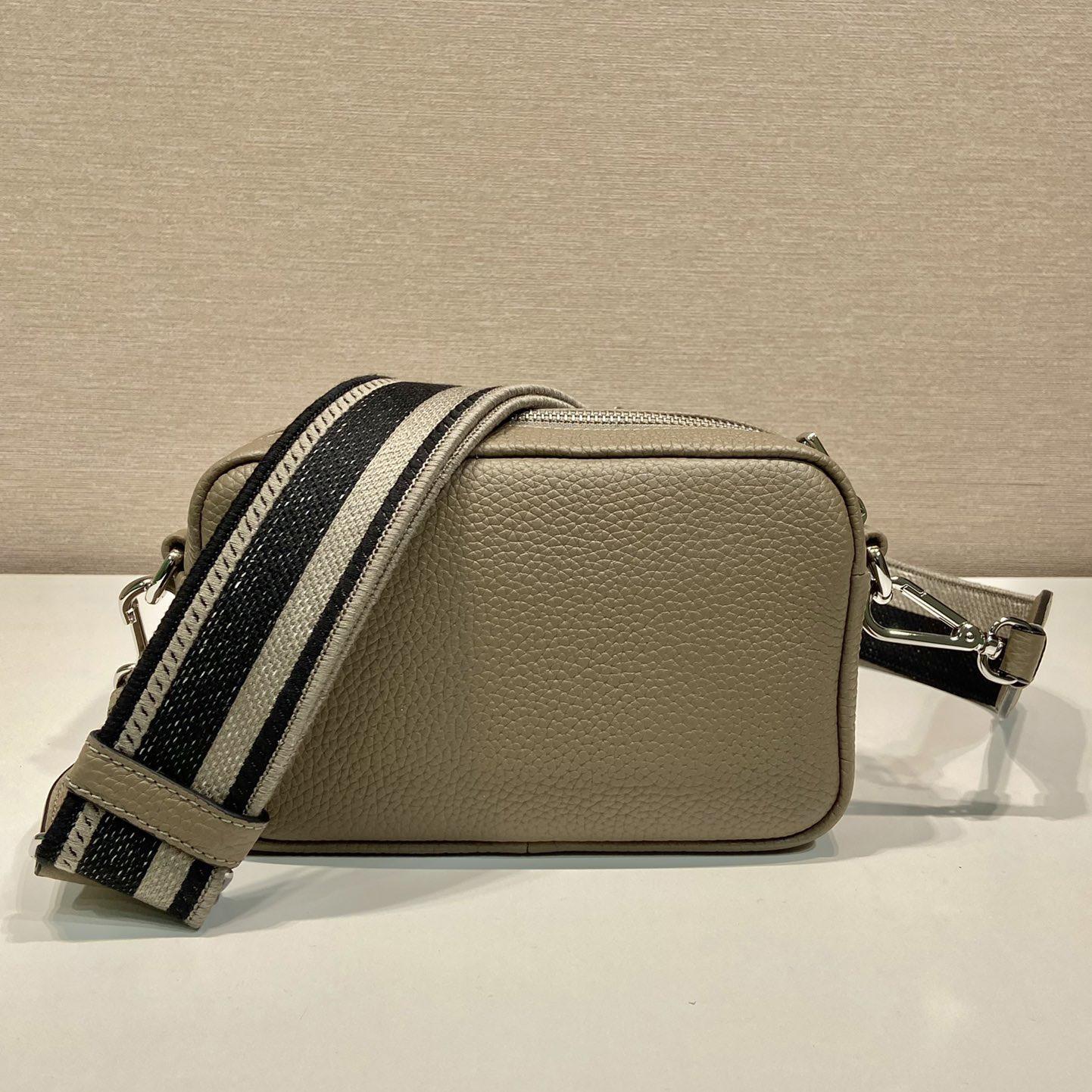 Kleine Prada-Ledertasche - EUR FASHION