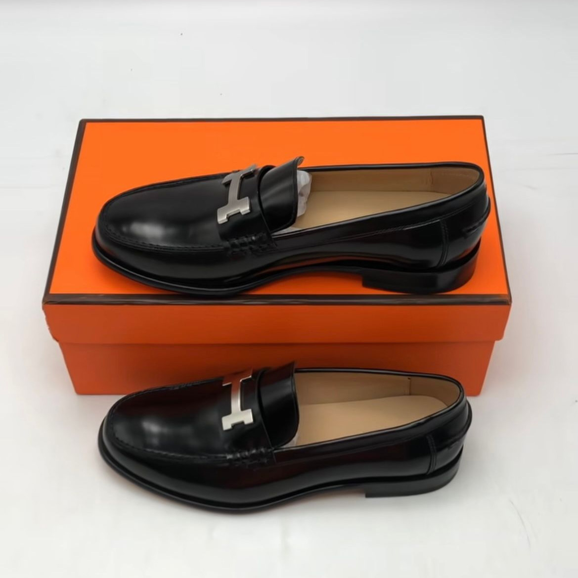 Hermès-Loafer in Schwarz - EUR FASHION