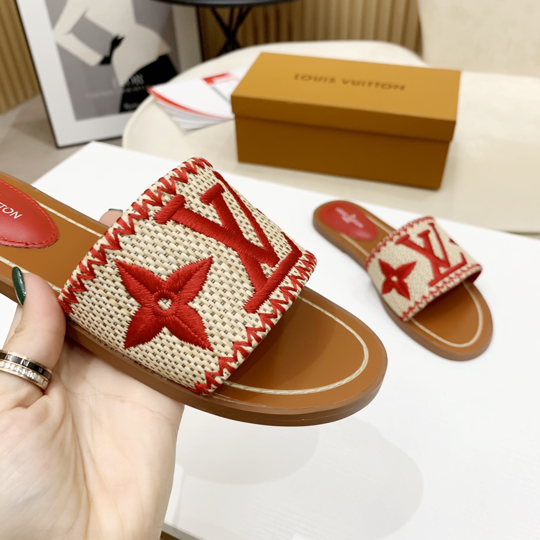 Louis Vuitton Lock It Flat Mule - EUR FASHION