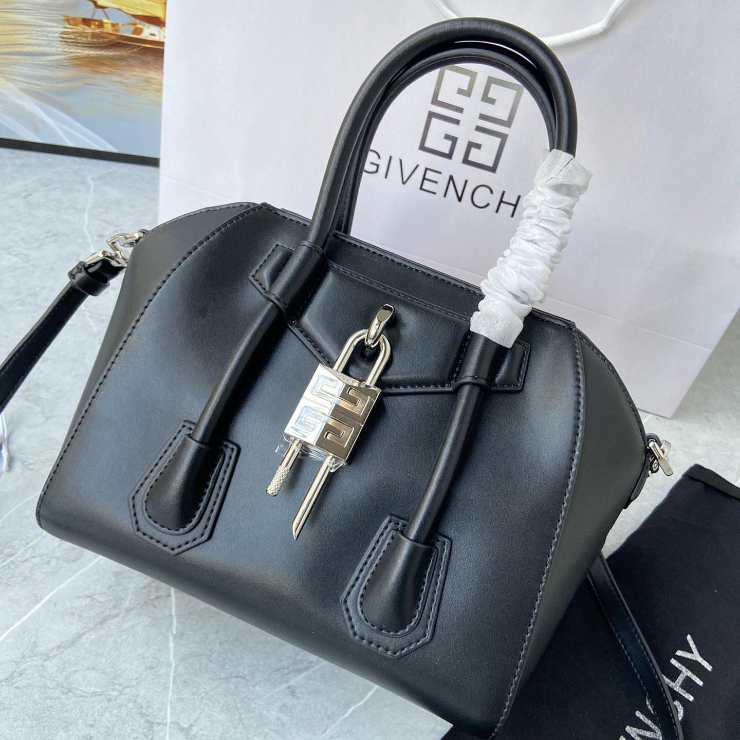 Givenchy Mini Antigona Lock Bag In Box Leder (23*27*13cm) - EUR FASHION