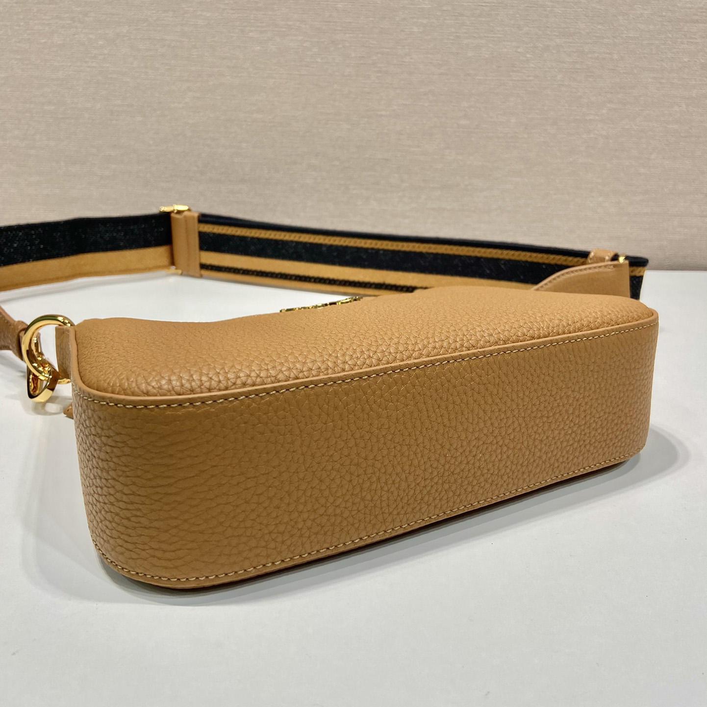 Umhängetasche aus Prada-Leder - EUR FASHION