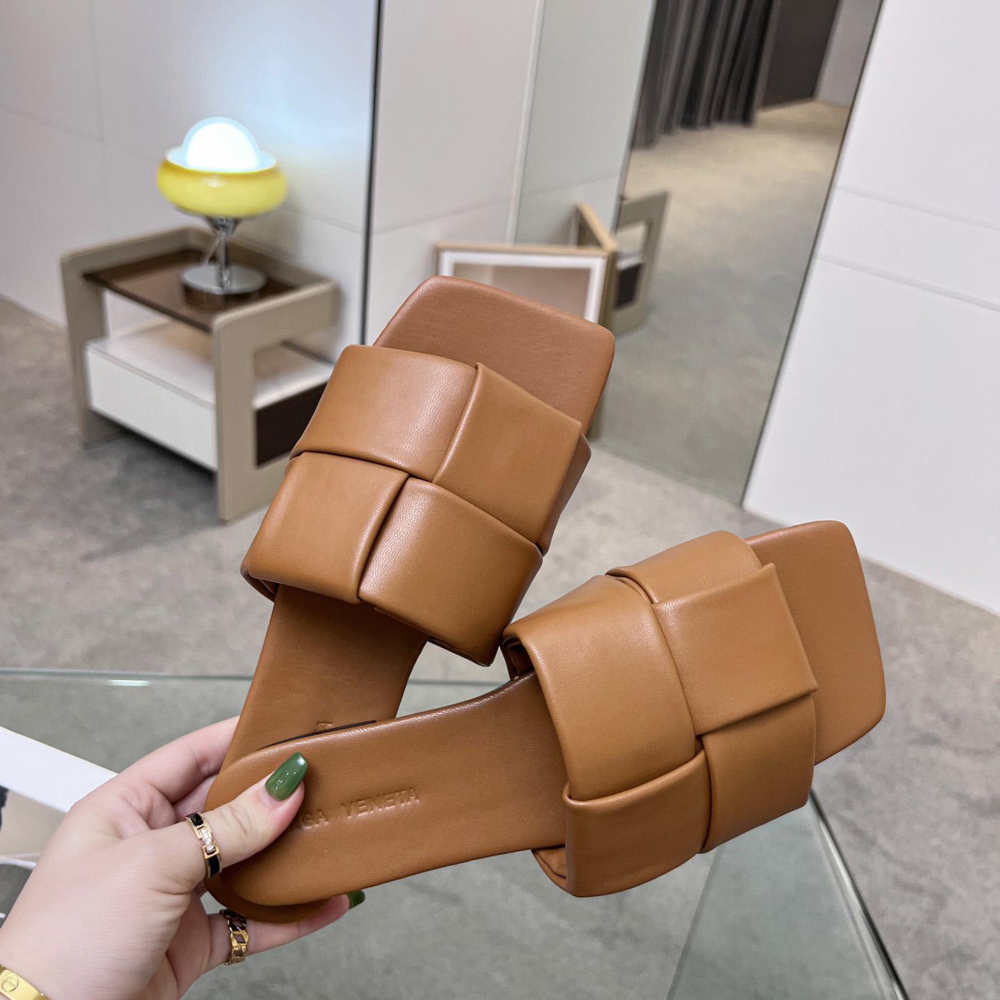 Bottega Veneta Patch flache Mule - EUR FASHION