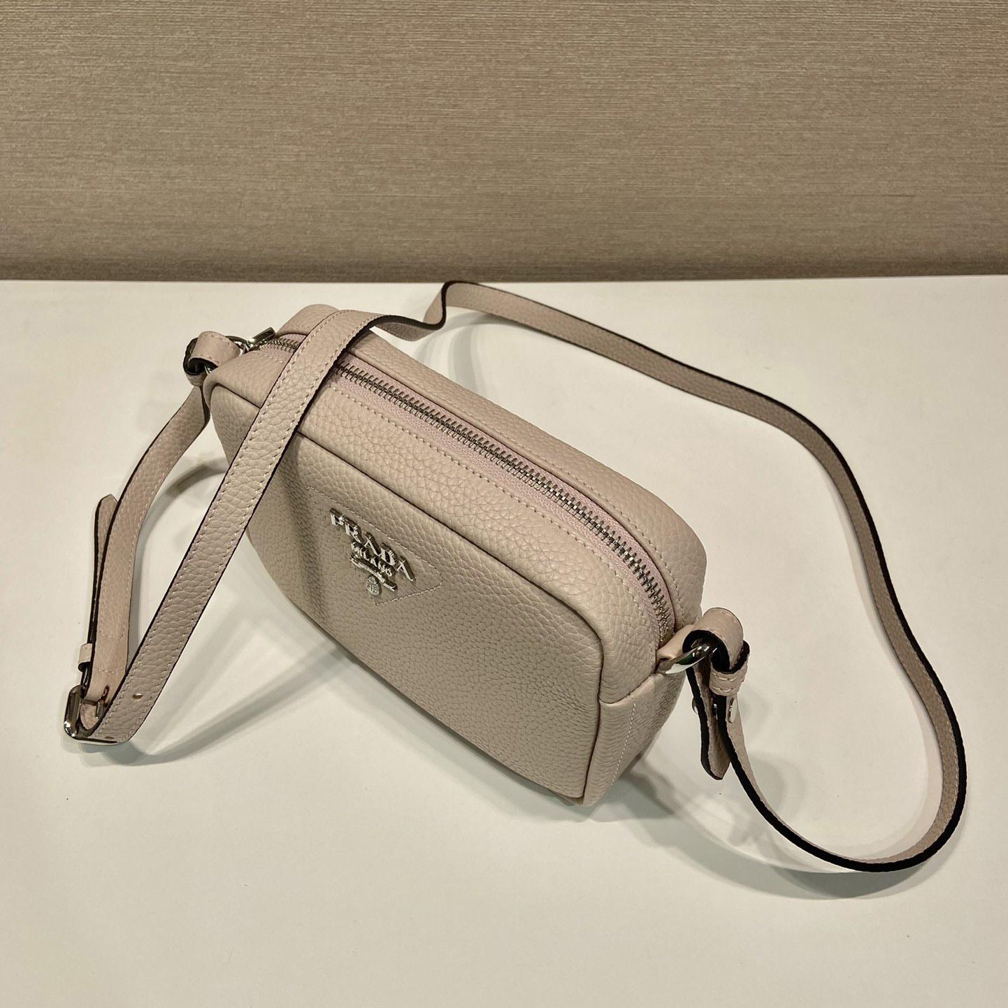 Kleine Prada-Ledertasche - EUR FASHION