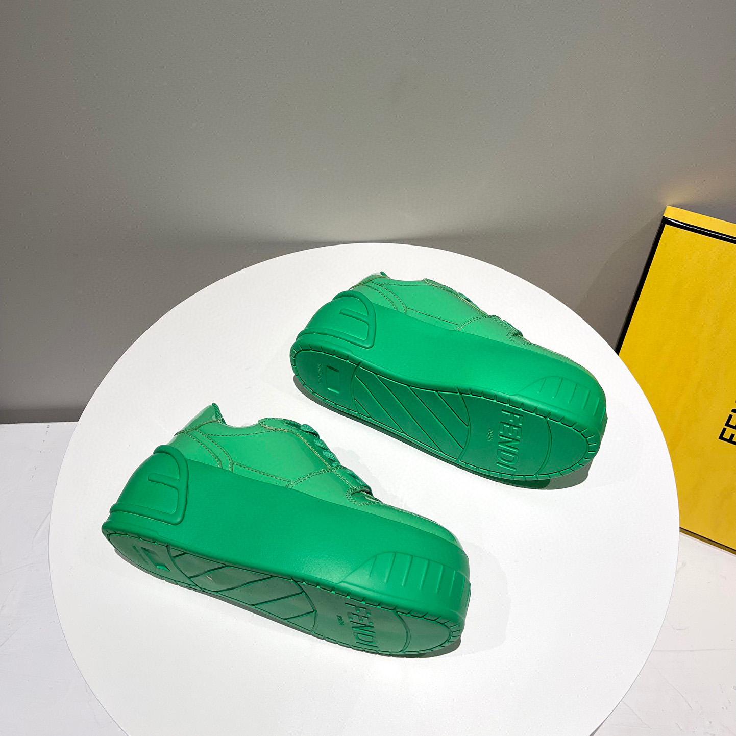Fendi Fashion Show Low-Top-Sneaker aus grünem Leder - EUR FASHION