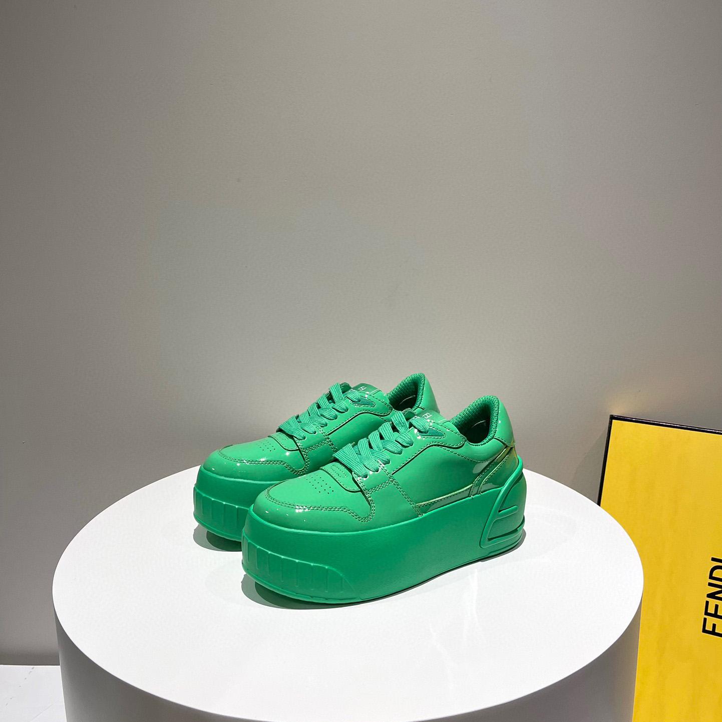 Fendi Fashion Show Low-Top-Sneaker aus grünem Leder - EUR FASHION
