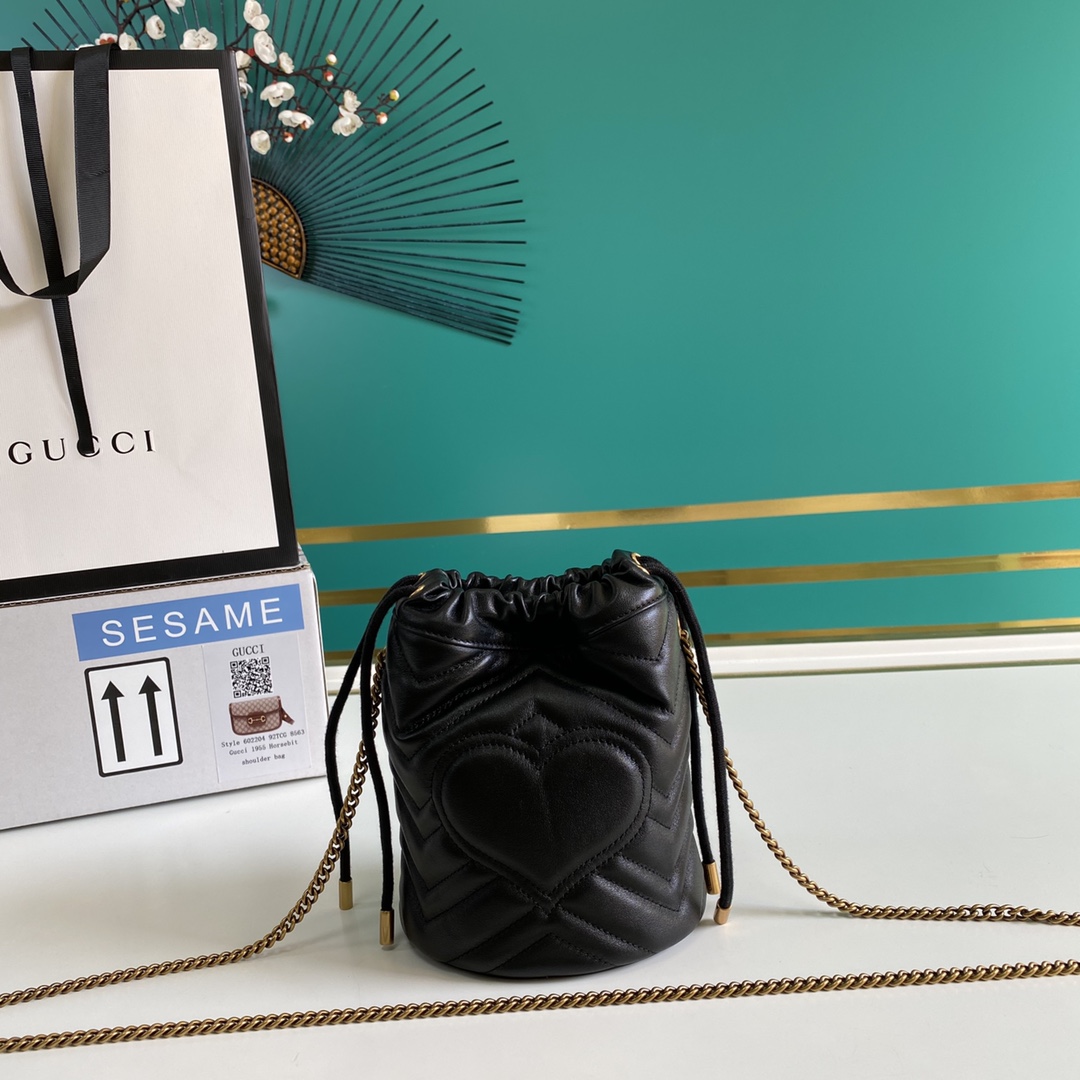 Gucci GG Marmont Mini-Beuteltasche (19–17 cm) - EUR FASHION