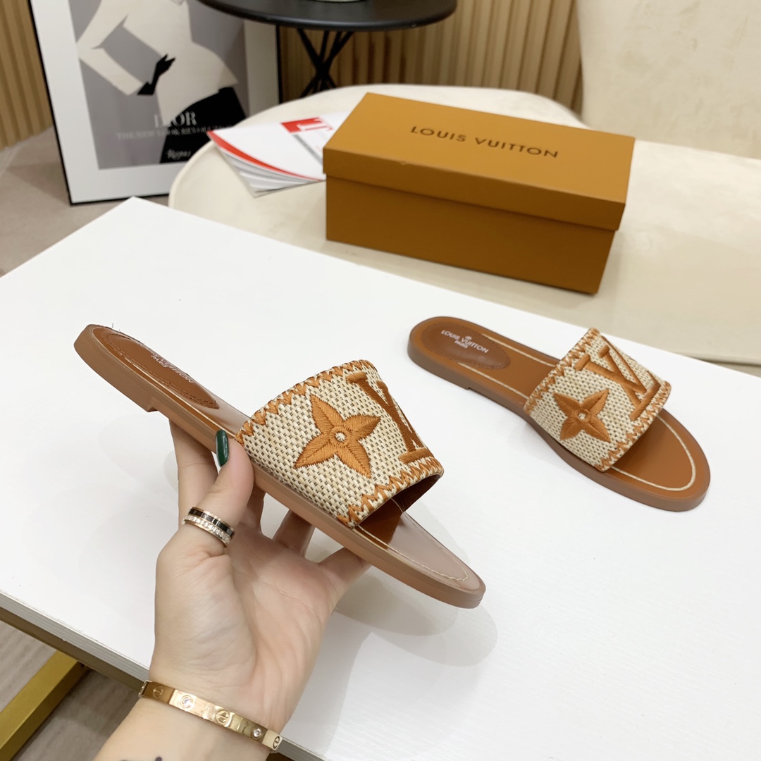 Louis Vuitton Lock It Flat Mule - EUR FASHION