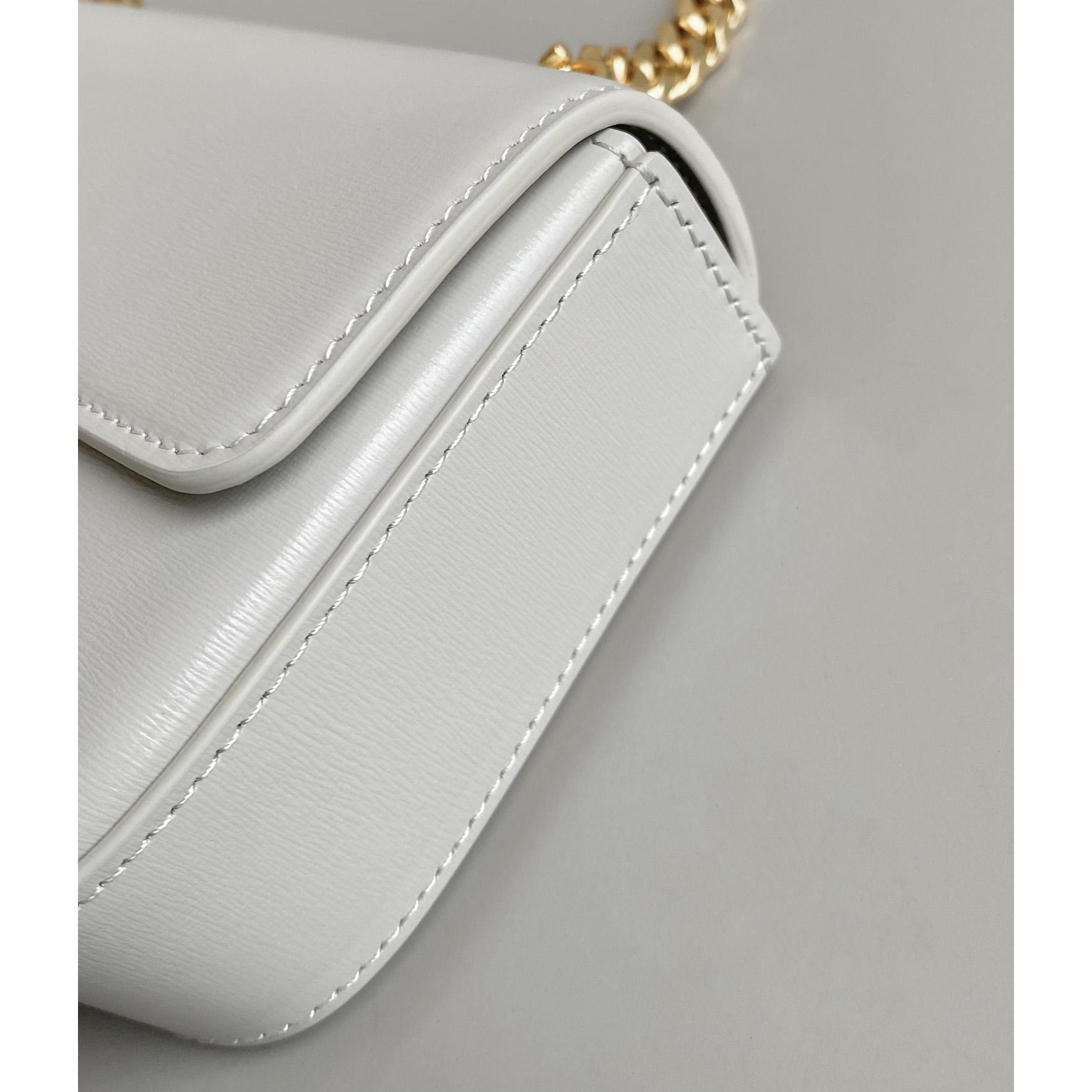 Celine Chain Umhängetasche Triomphe aus glänzendem Kalbsleder - EUR FASHION