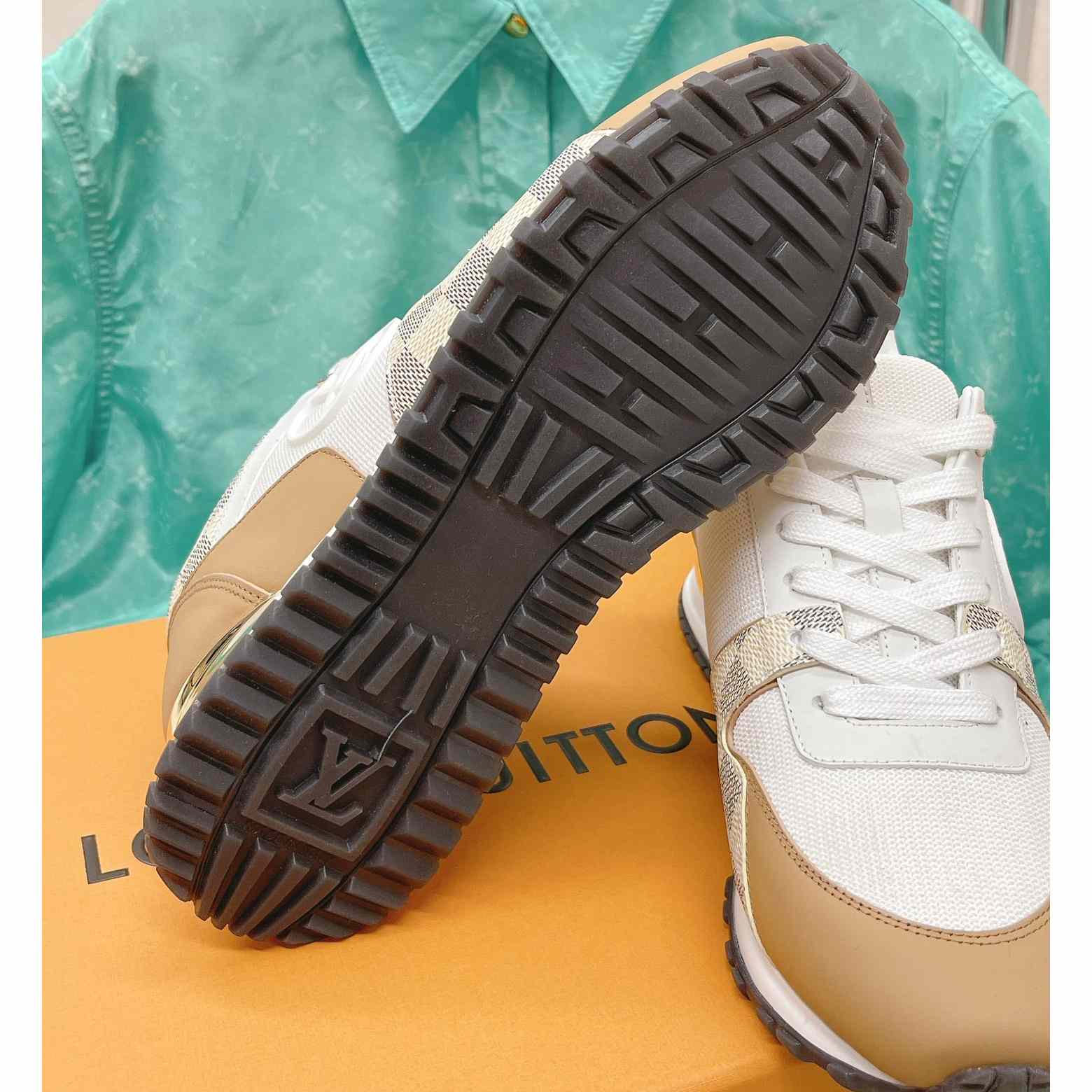 Louis Vuitton Run Away Sneaker (in britischer Größe) 1AAWFD - EUR FASHION