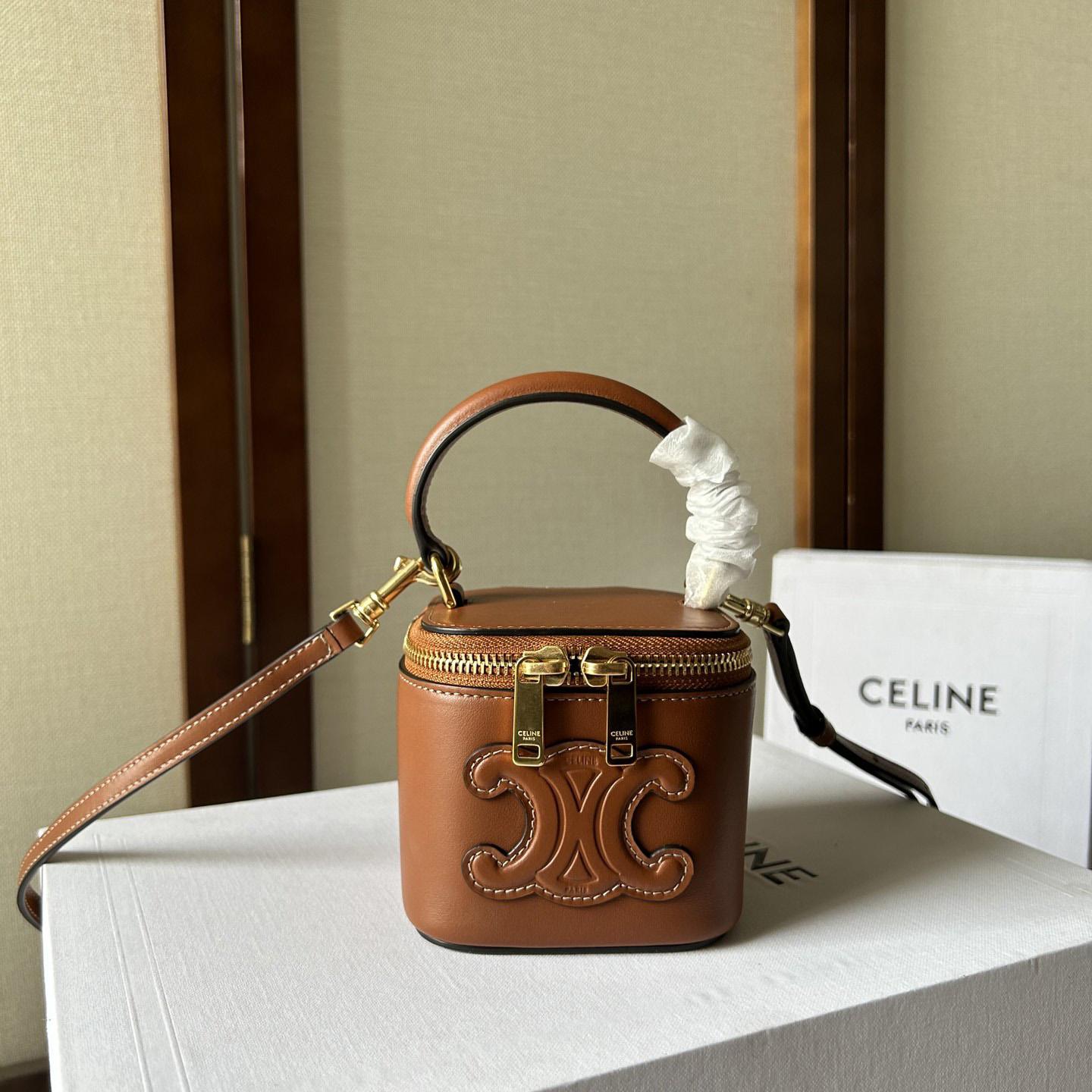 Celine Mini-Kosmetiketui aus glattem Kalbsleder - EUR FASHION