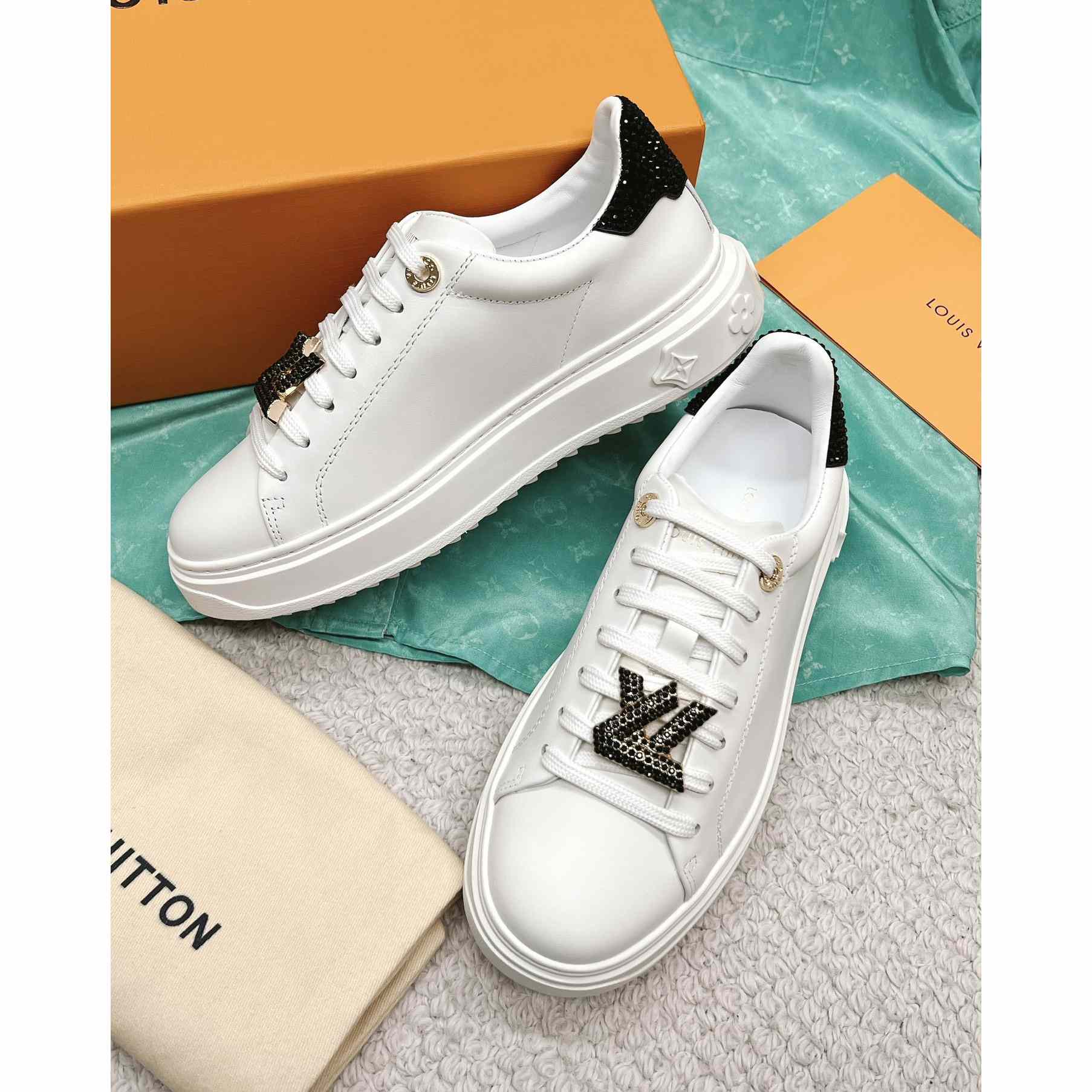 Louis Vuitton Time Out Sneaker (in britischer Größe) - EUR FASHION