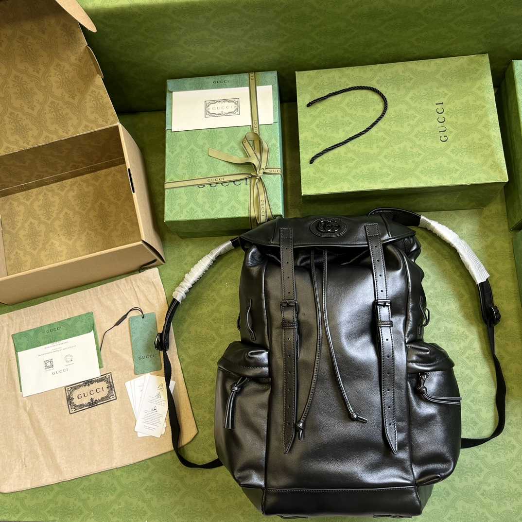 Gucci-Rucksack mit farblich abgestimmtem Doppel-G (38–44–15 cm) - EUR FASHION