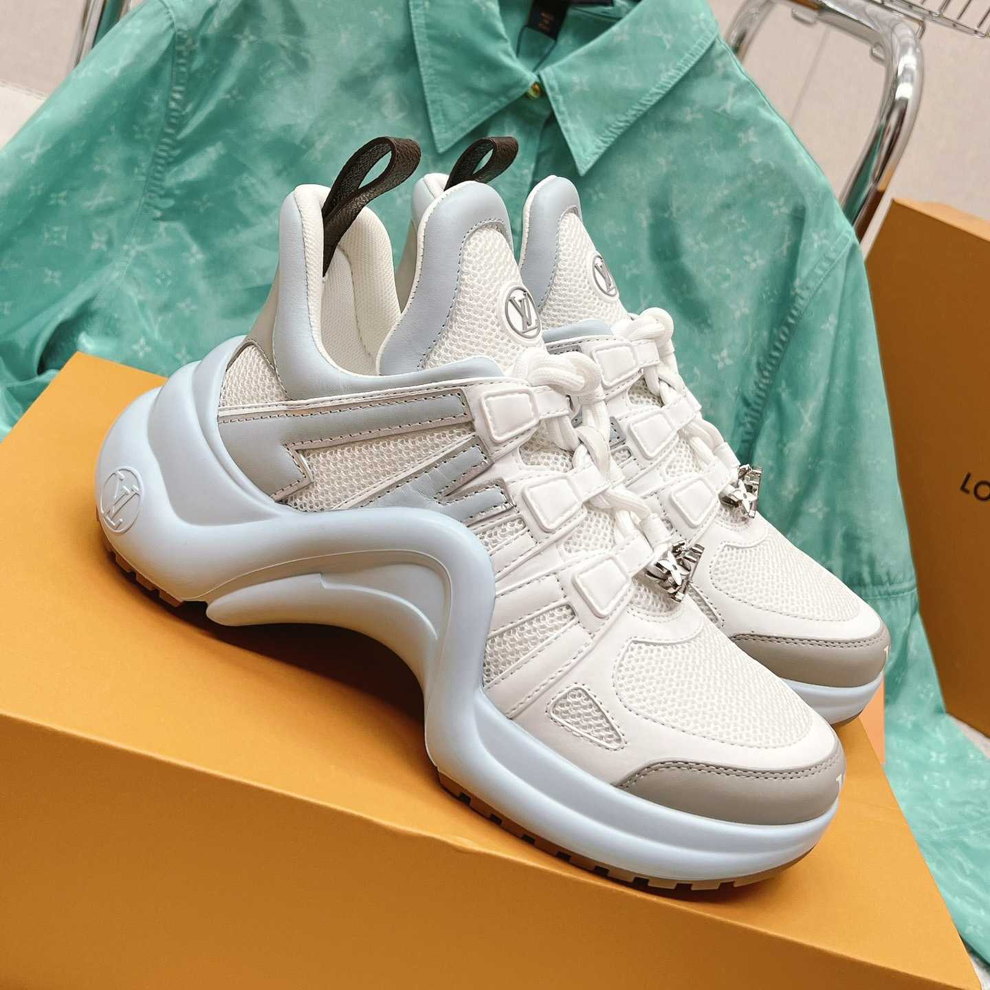 Louis Vuitton LV Archlight Trainer (in britischer Größe) - EUR FASHION