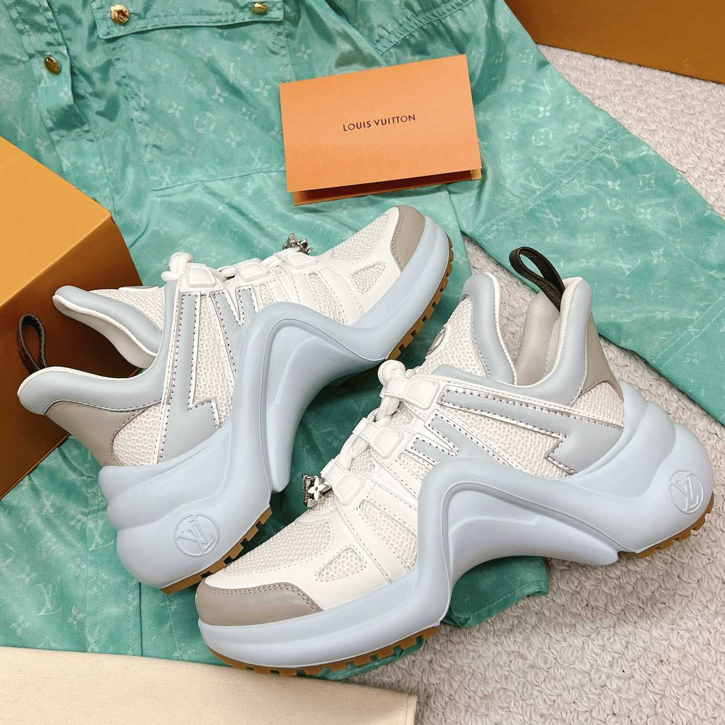 Louis Vuitton LV Archlight Trainer (in britischer Größe) - EUR FASHION
