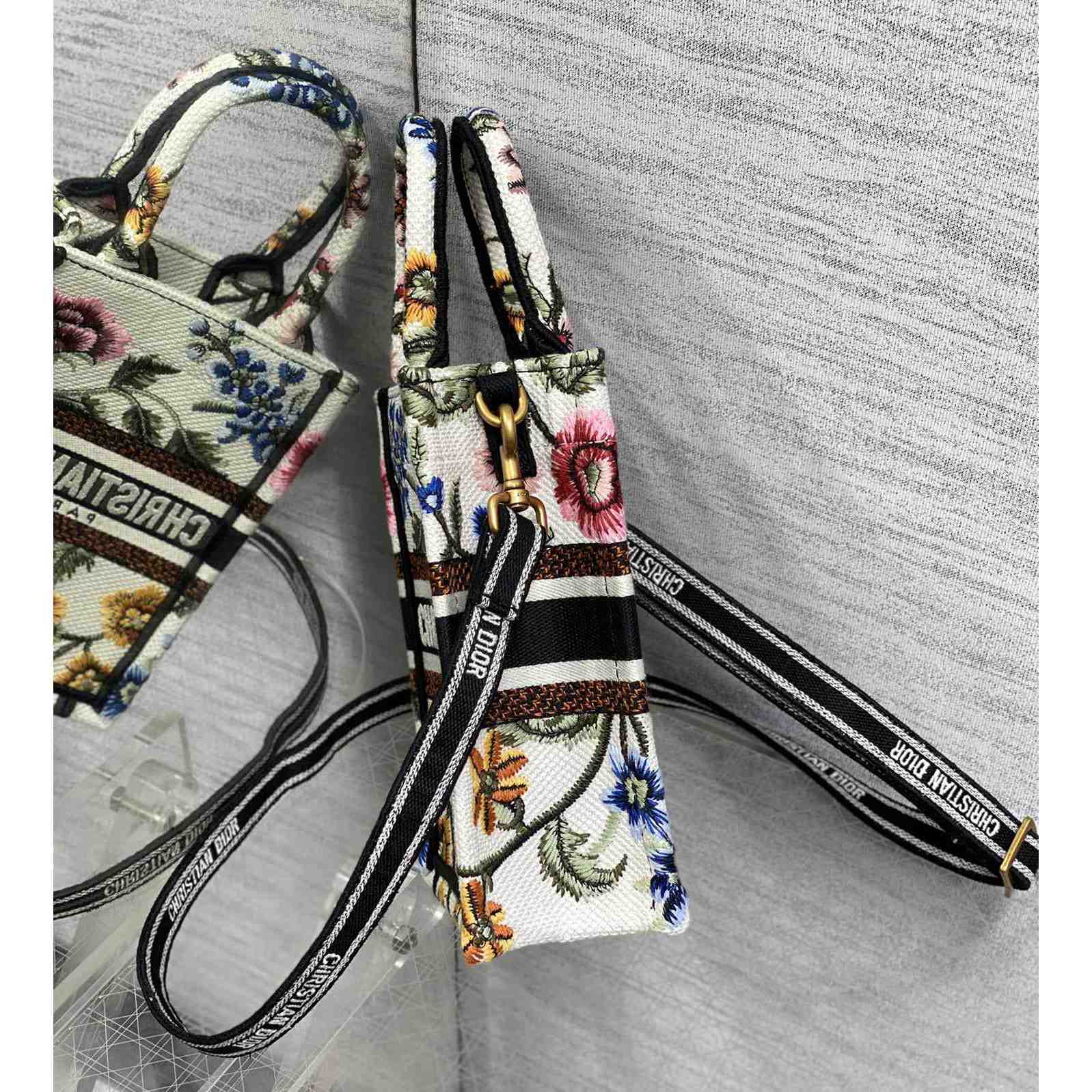 Dior Mini Dior Book Tote Handytasche - EUR FASHION