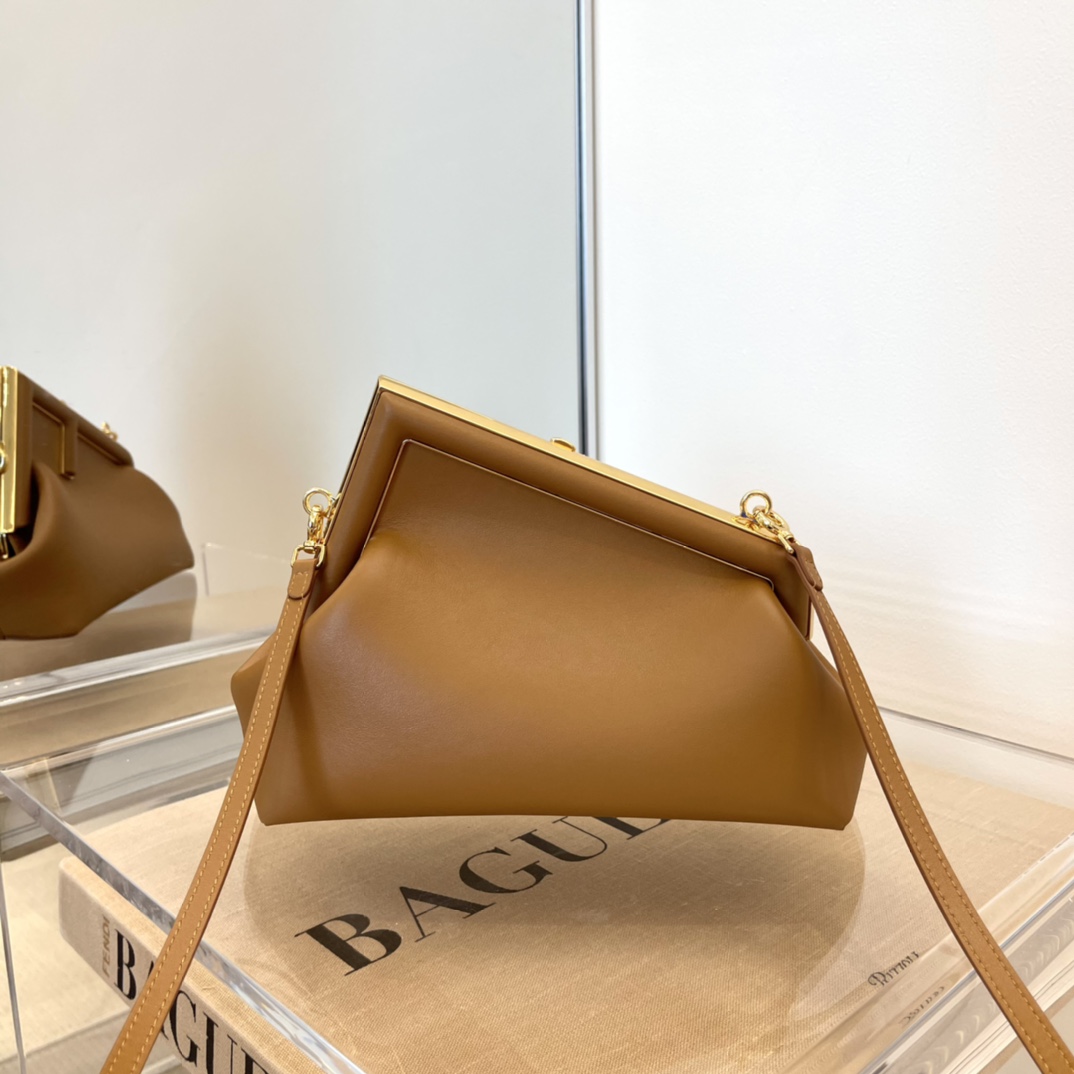 Fendi Erste kleine braune Ledertasche - EUR FASHION