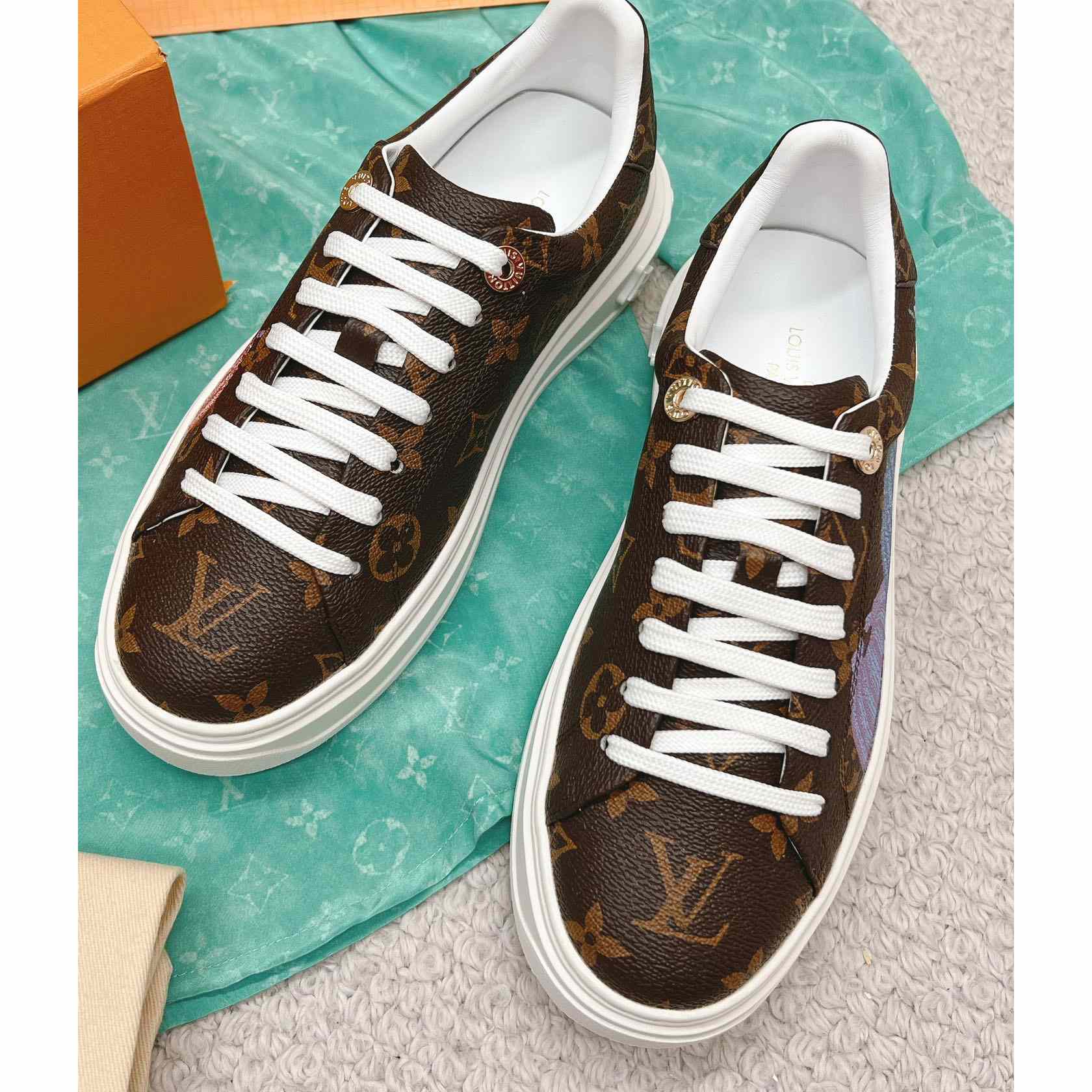 Louis Vuitton LV x YK Time Out Sneaker (in britischer Größe) - EUR FASHION