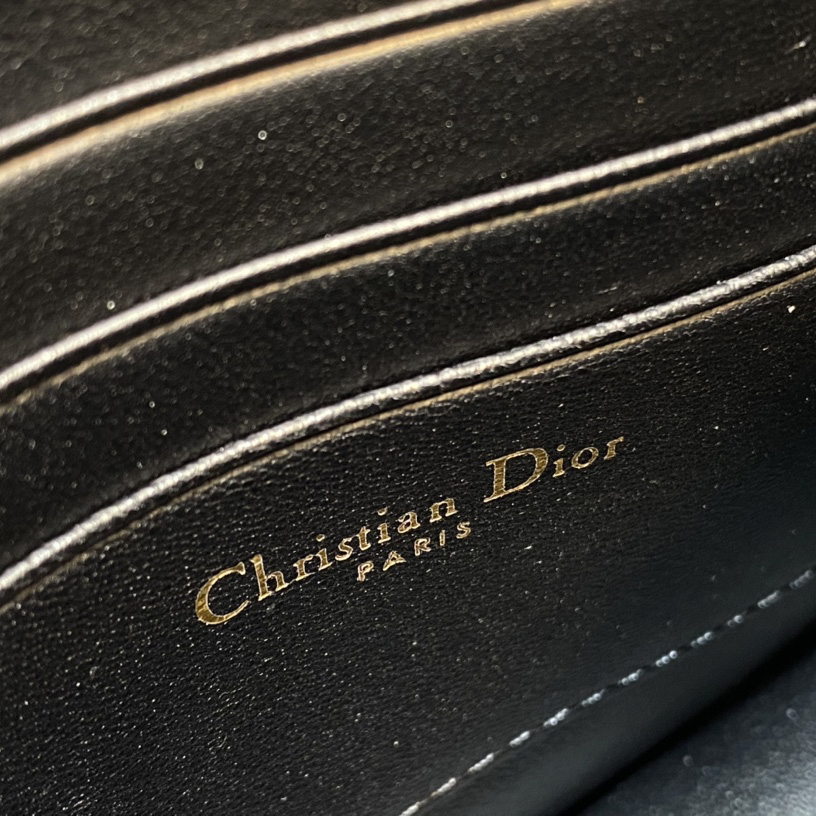 Dior Caro Reißverschlusstasche mit Kette - EUR FASHION