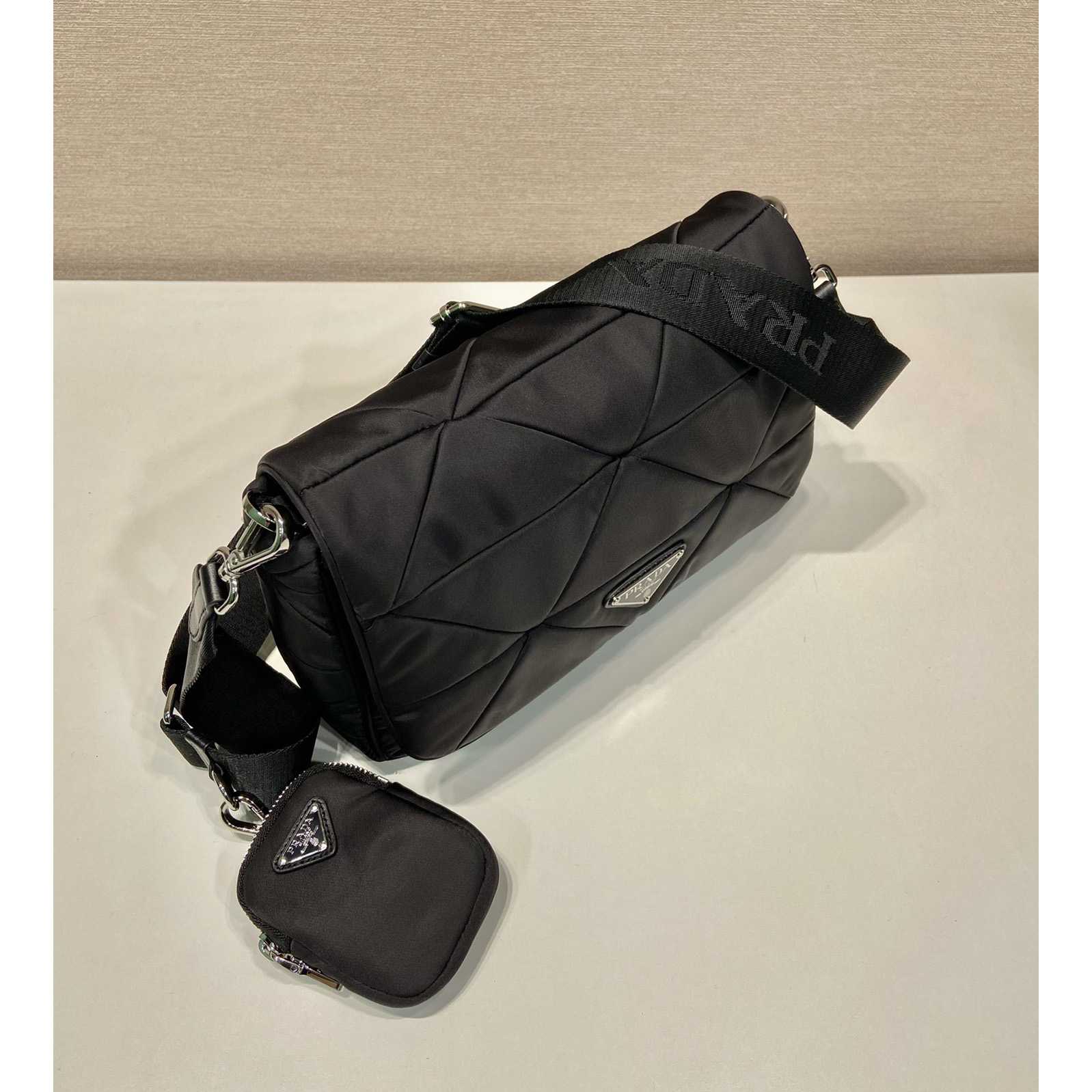 Gepolsterte Umhängetasche aus Re-Nylon von Prada - EUR FASHION
