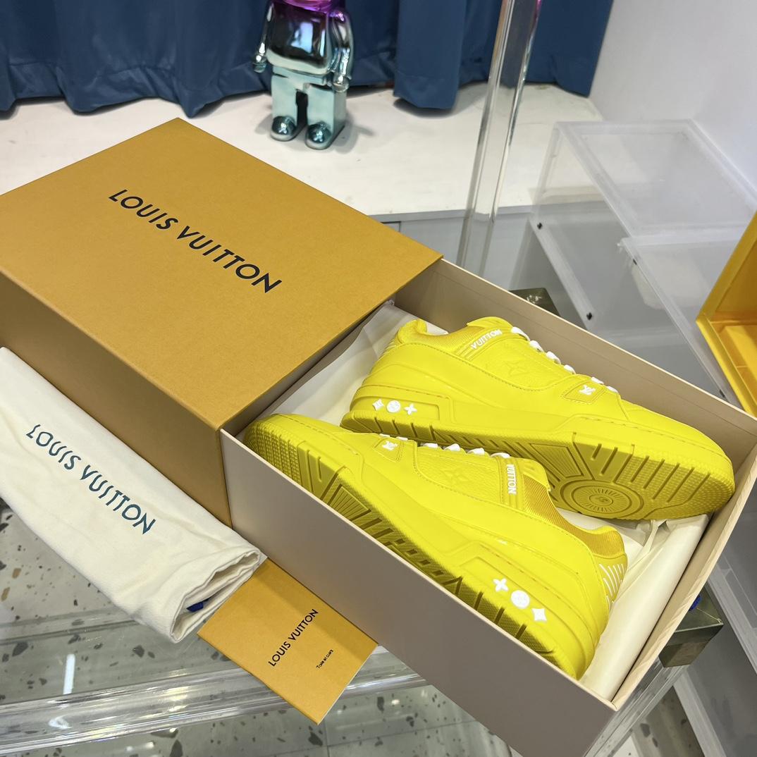 Louis Vuitton Trainer Sneaker (in britischer Größe) - EUR FASHION