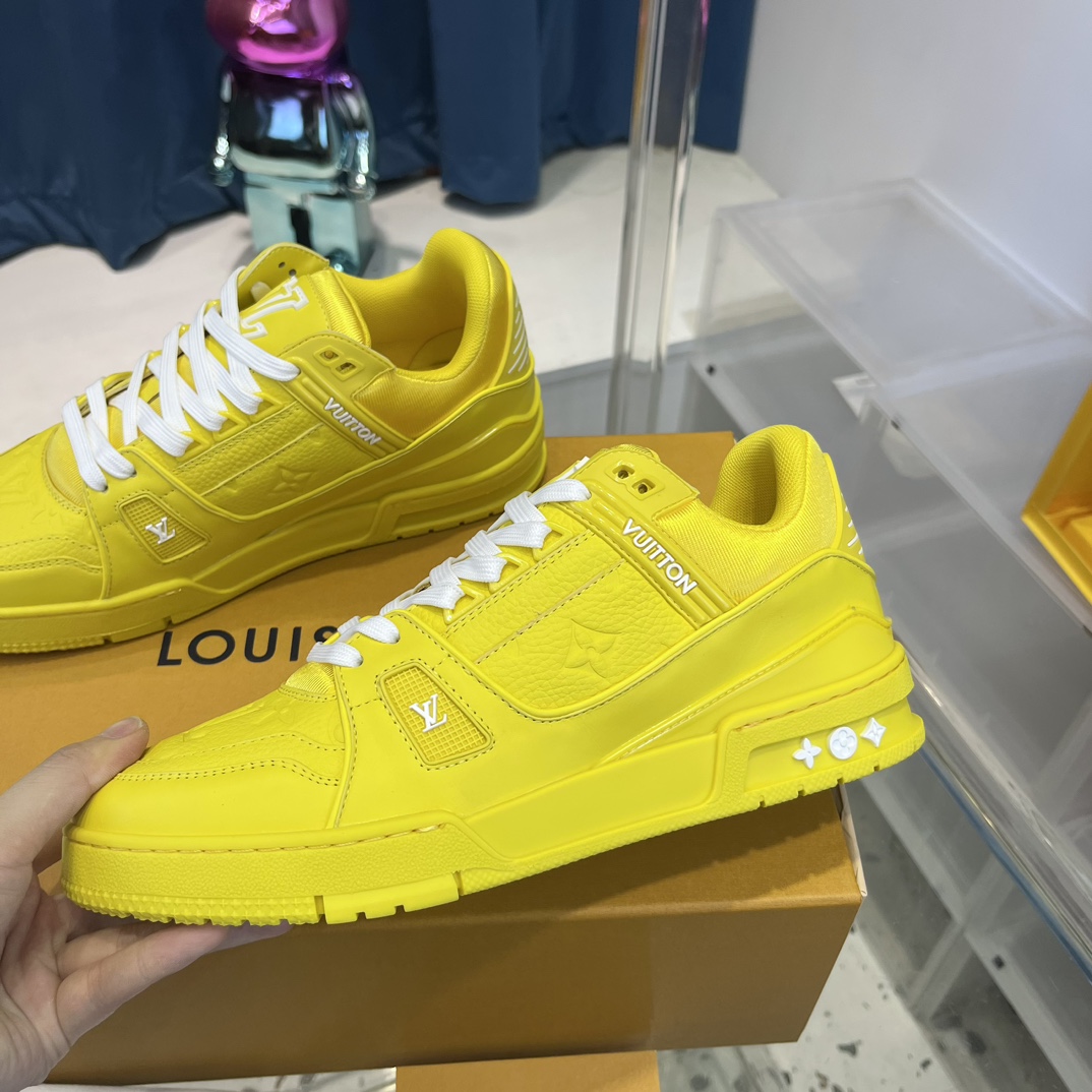 Louis Vuitton Trainer Sneaker (in britischer Größe) - EUR FASHION