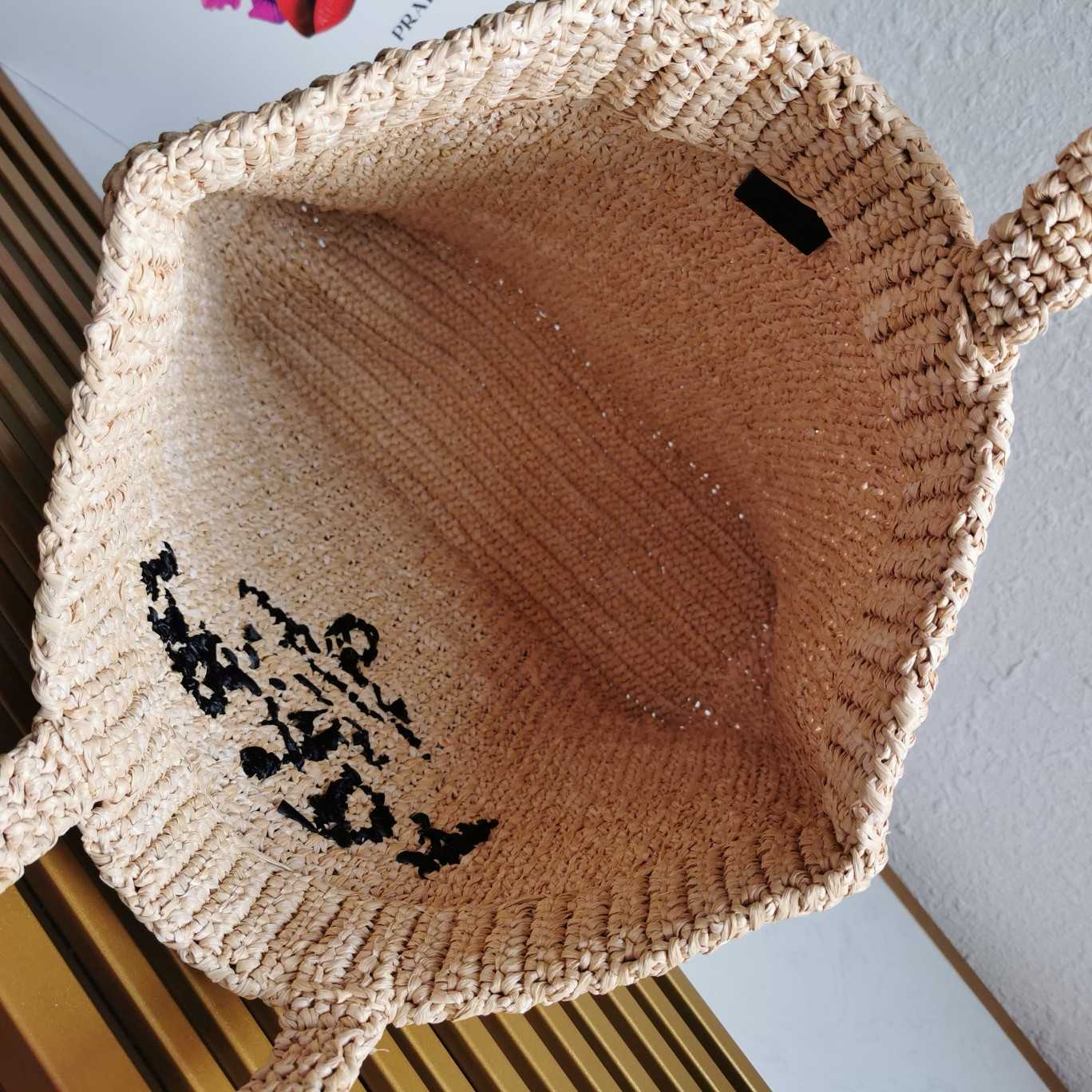 Kleine Prada-Einkaufstasche aus Raffiabast - EUR FASHION