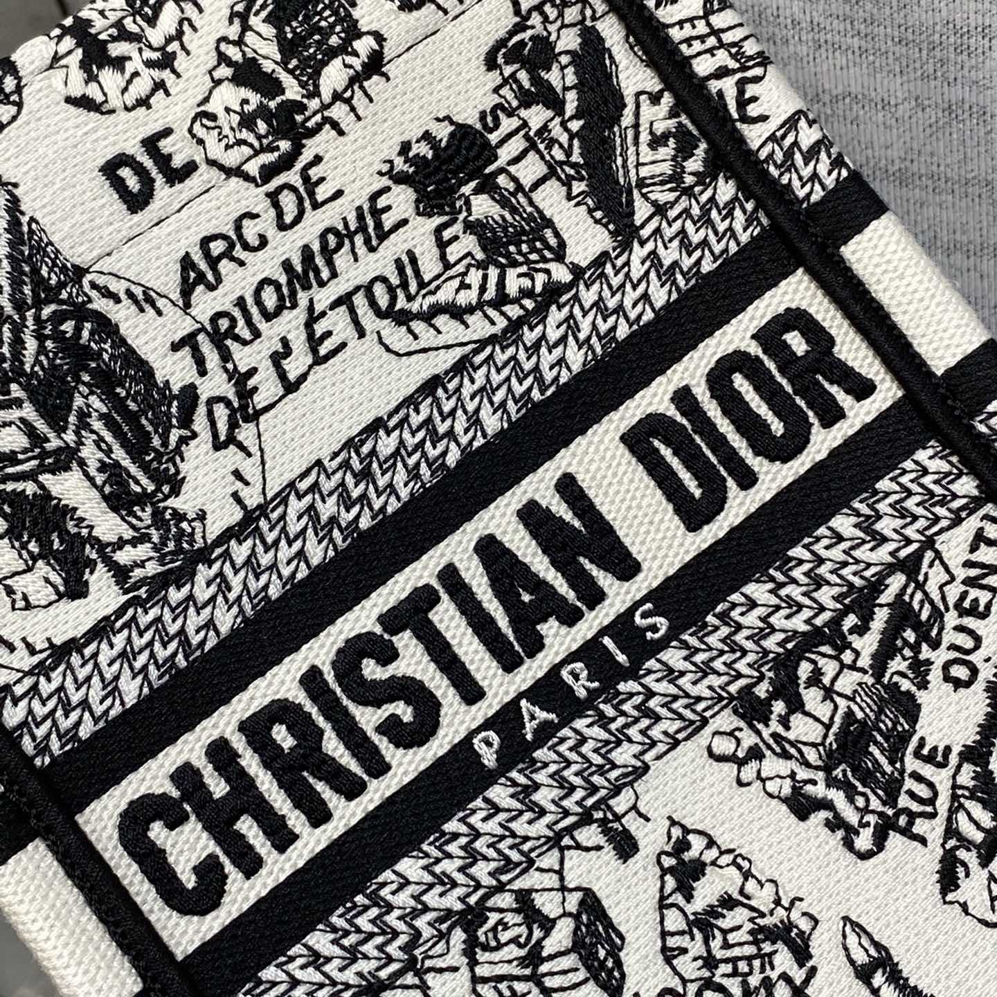 Dior Mini Dior Book Tote Handytasche - EUR FASHION
